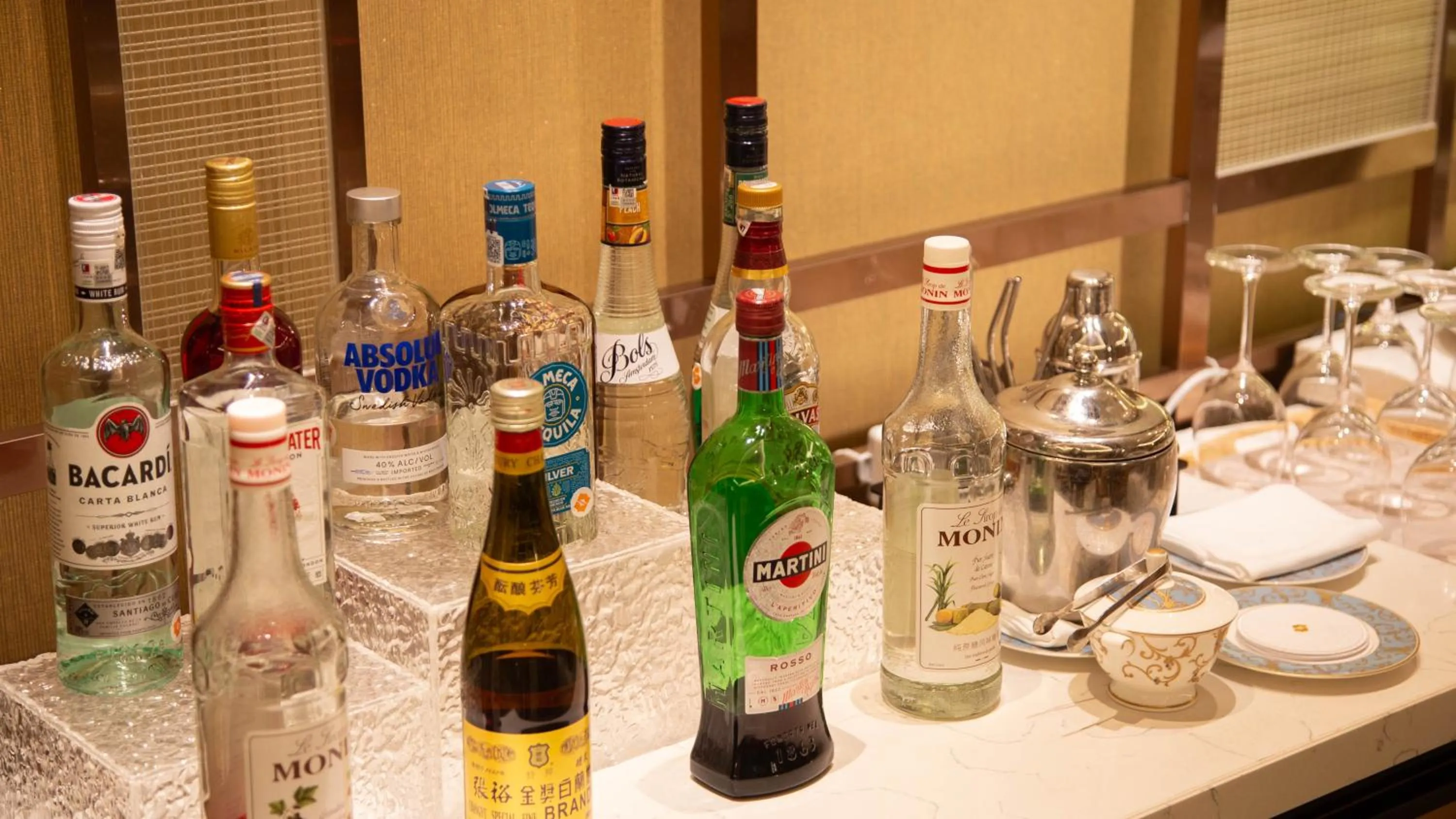 Restaurant/places to eat in Shangri-La Xiamen