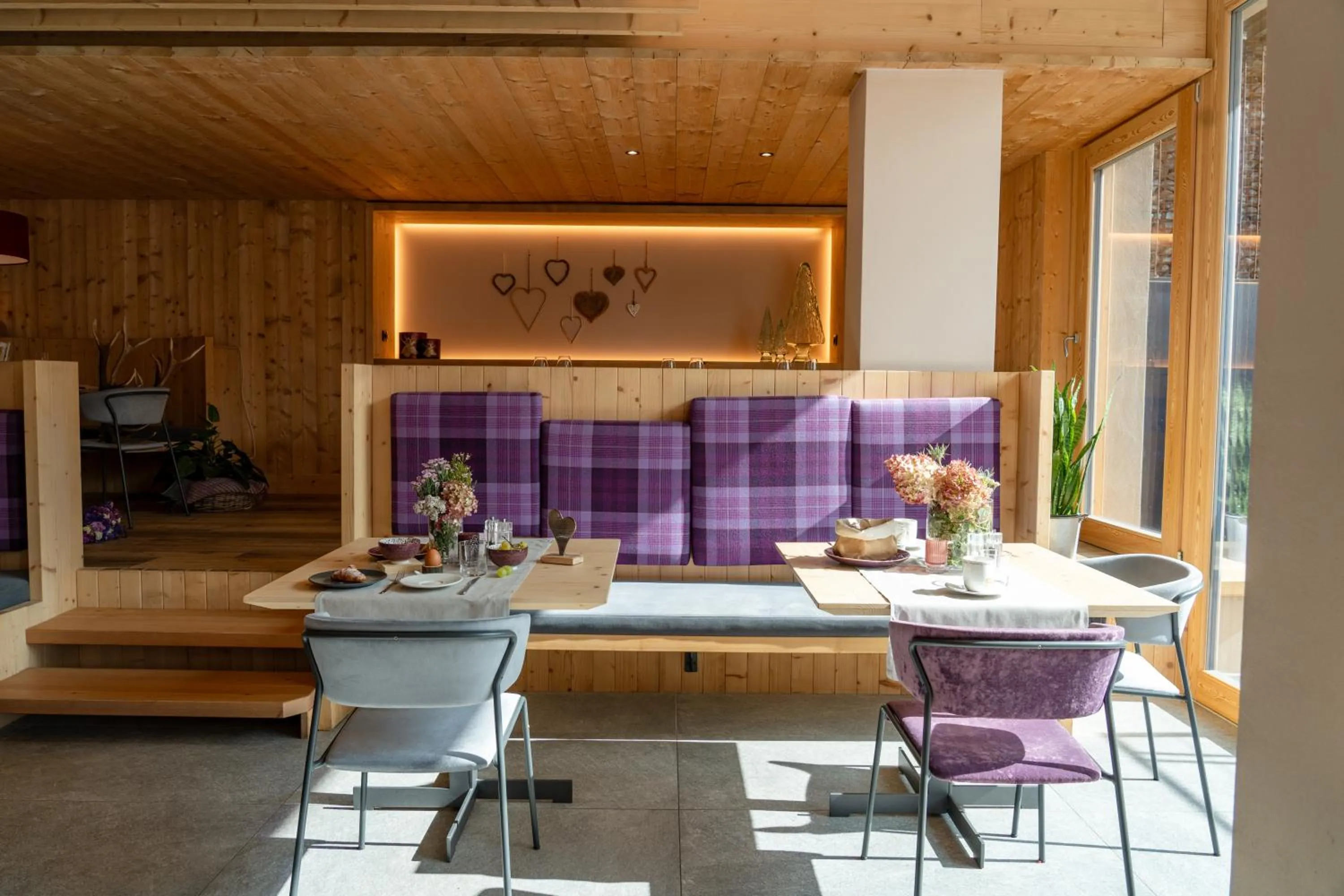 Restaurant/places to eat in Hotel Nevada