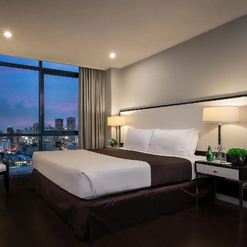 Bedroom, Bed in Astoria Plaza