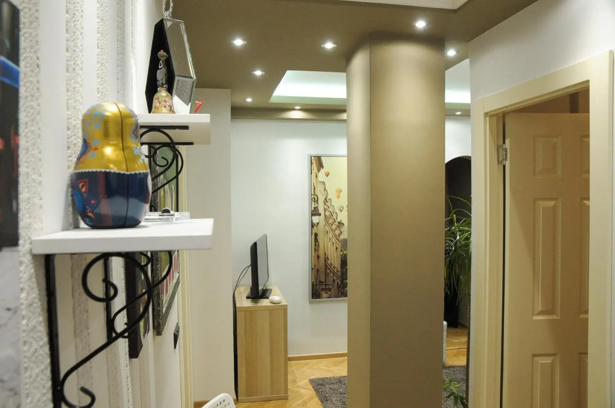 Apartment D-22 Apartment D-22