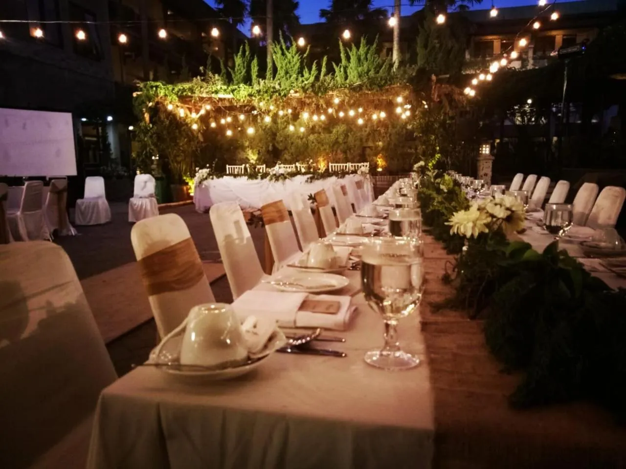 wedding in Cakra Kembang Hotel