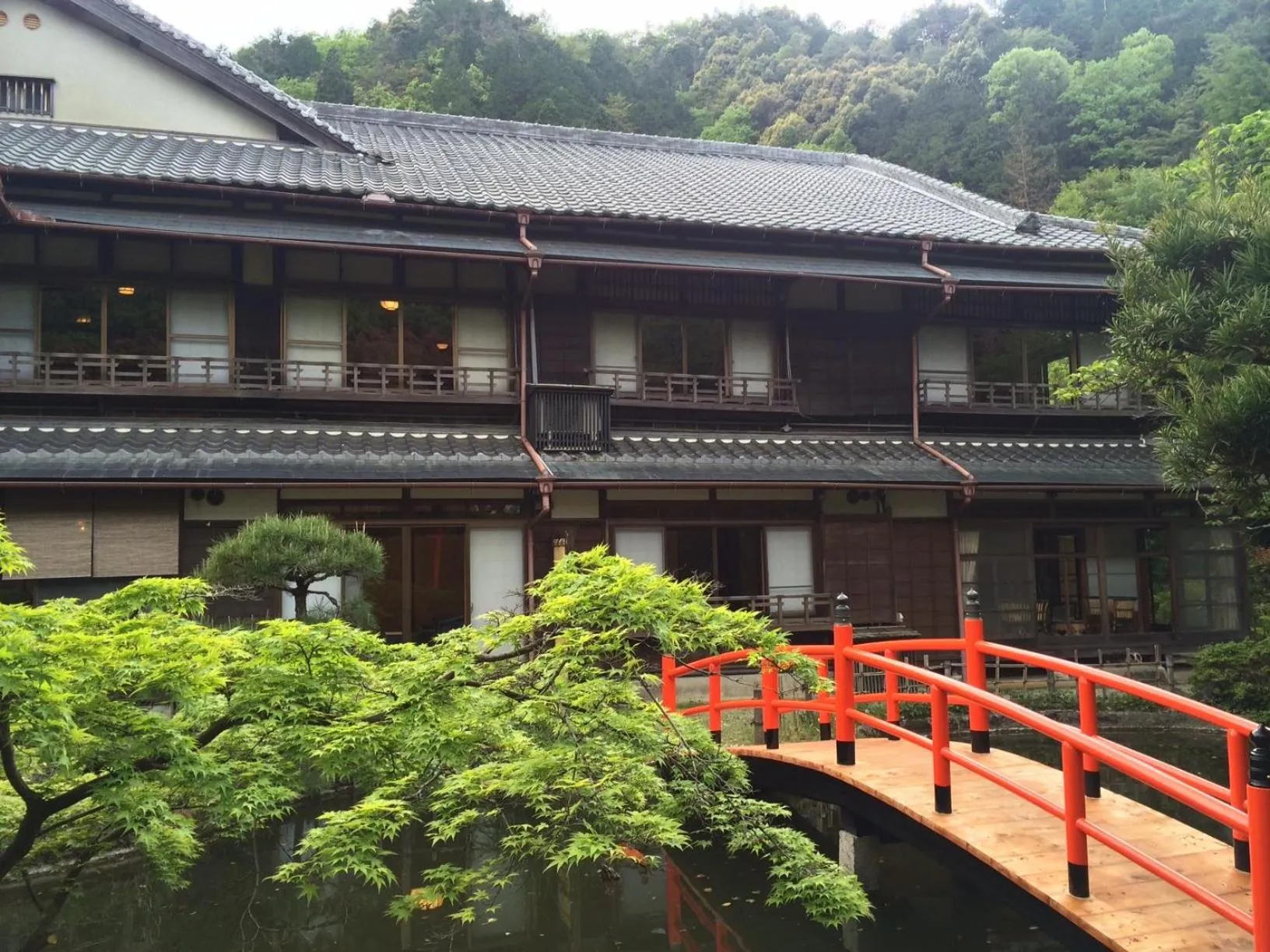 Property building in Nanten-En