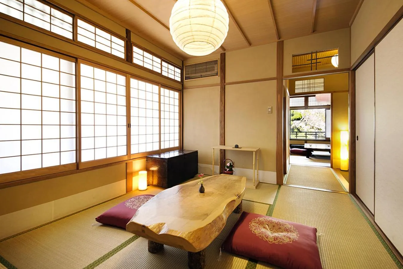 Photo of the whole room in Nanten-En