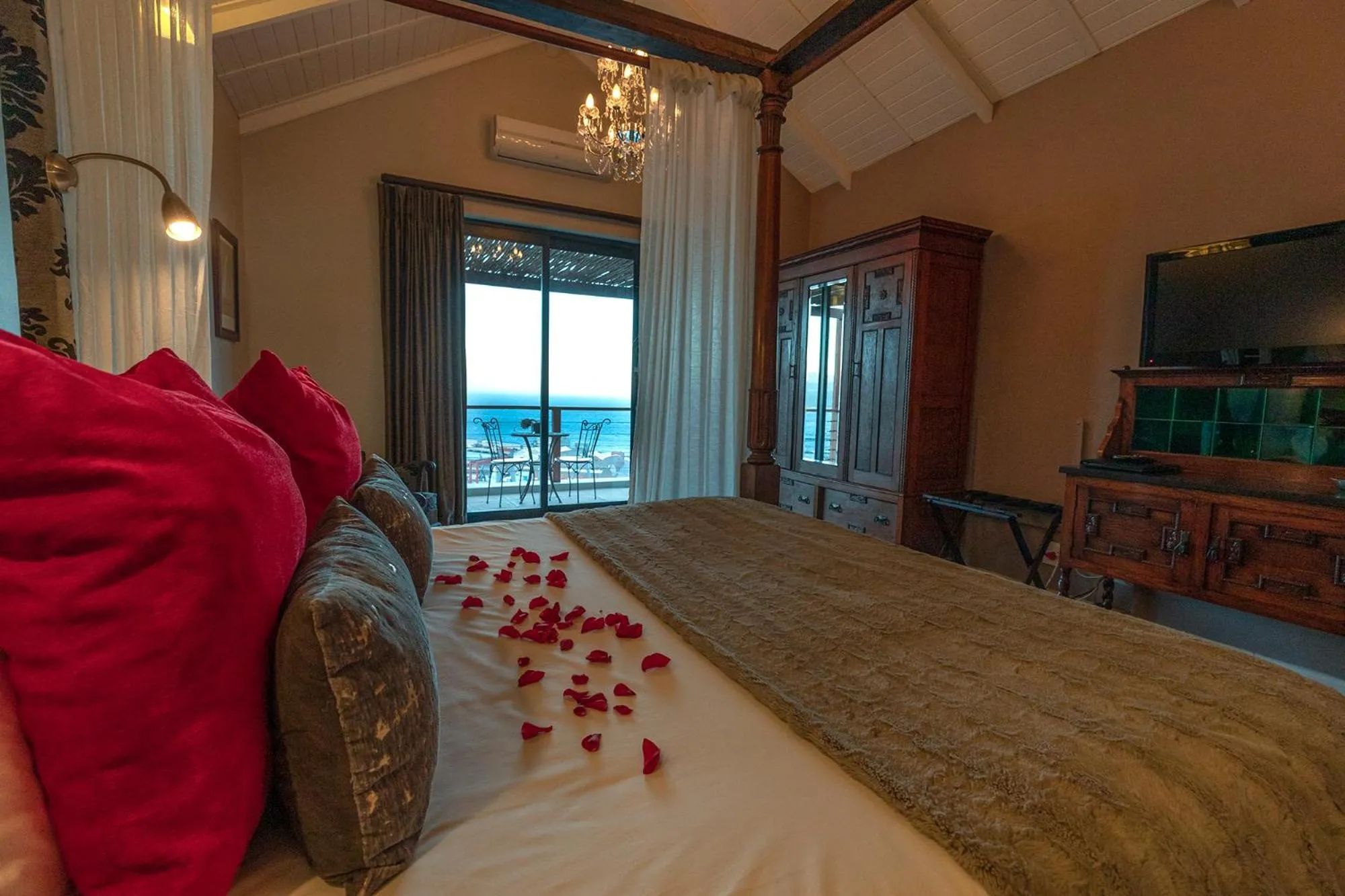 Bedroom, Bed in Mariner Guesthouse & Villa