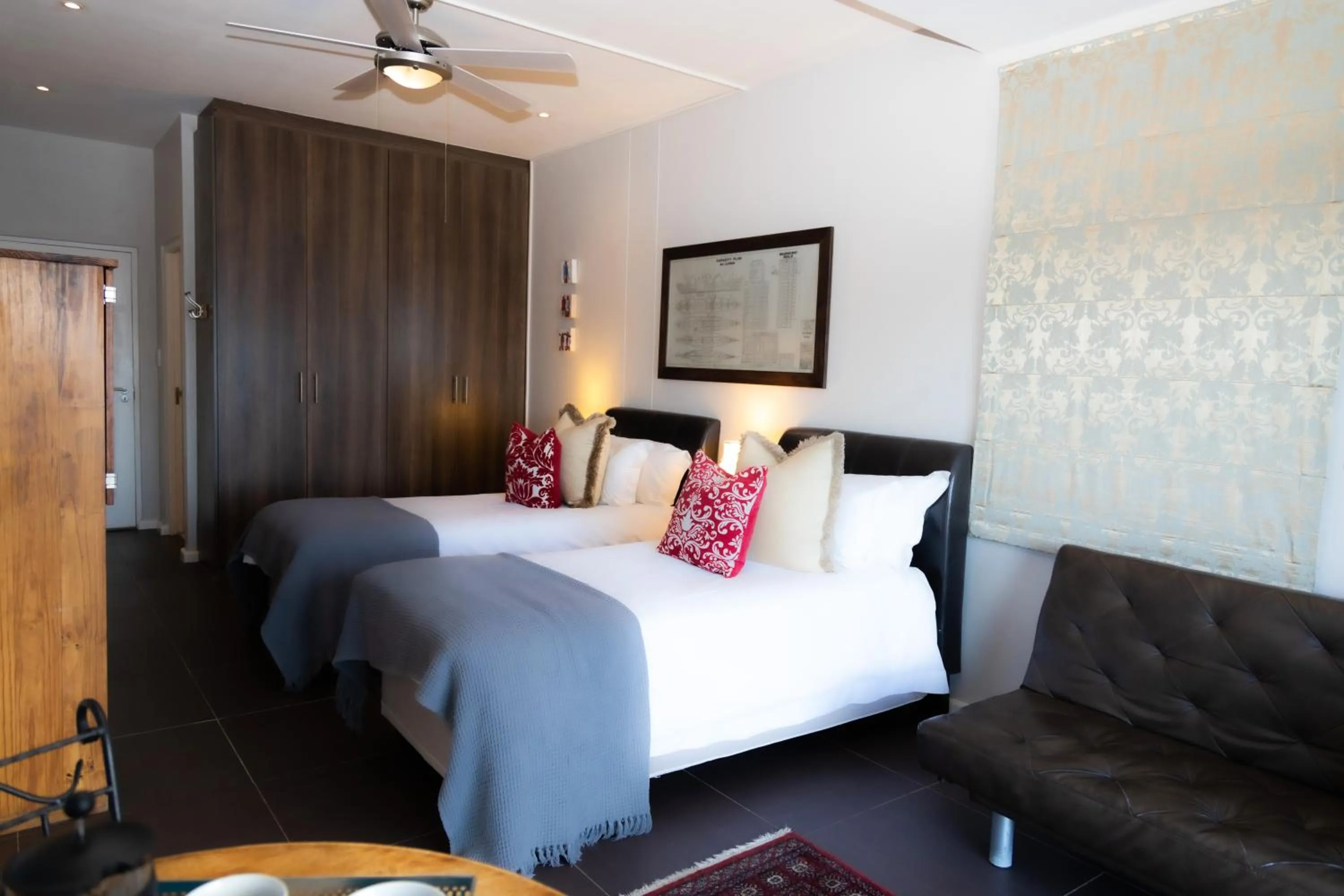 Bed in Mariner Guesthouse & Villa