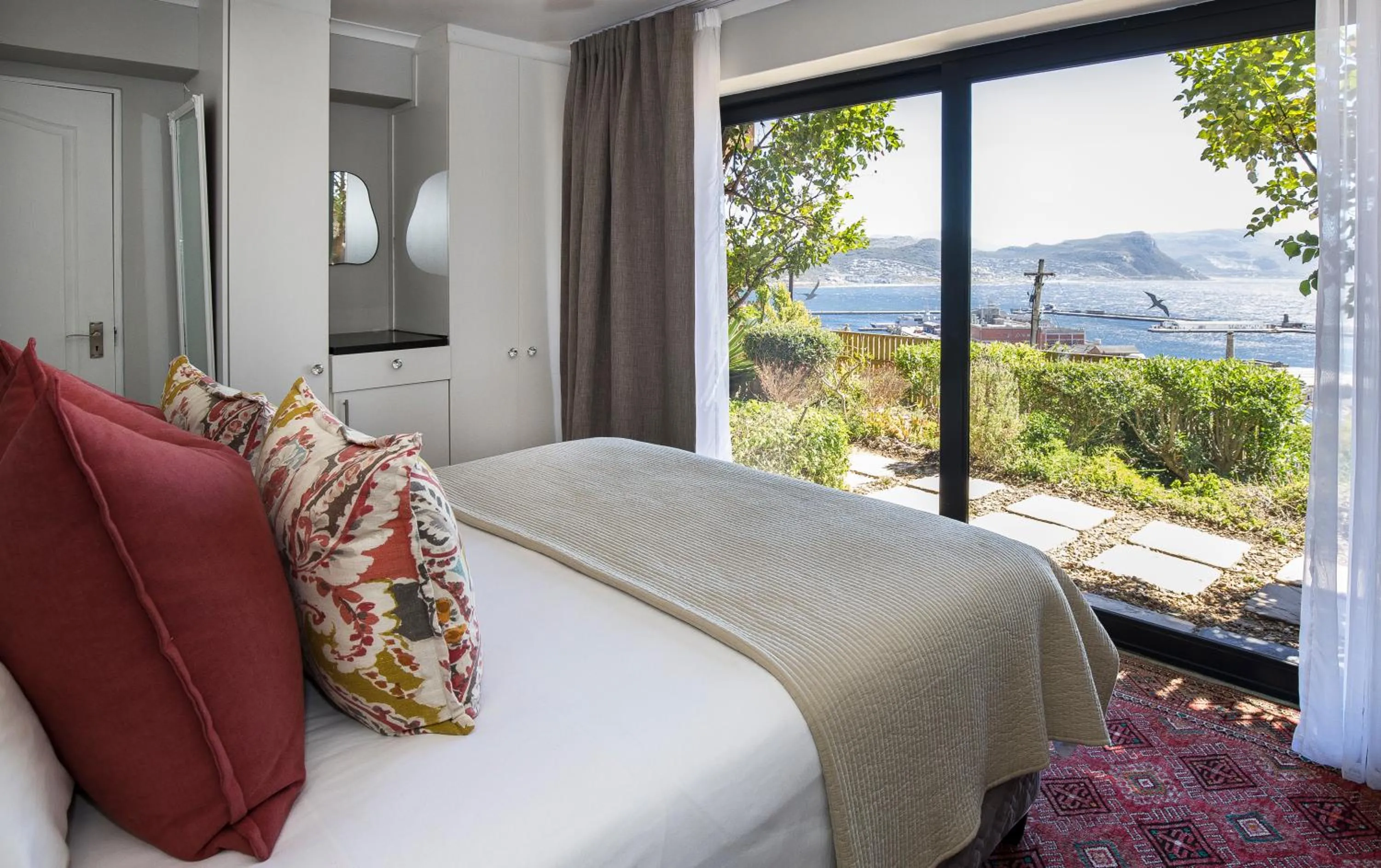 View (from property/room), Bed in Mariner Guesthouse & Villa