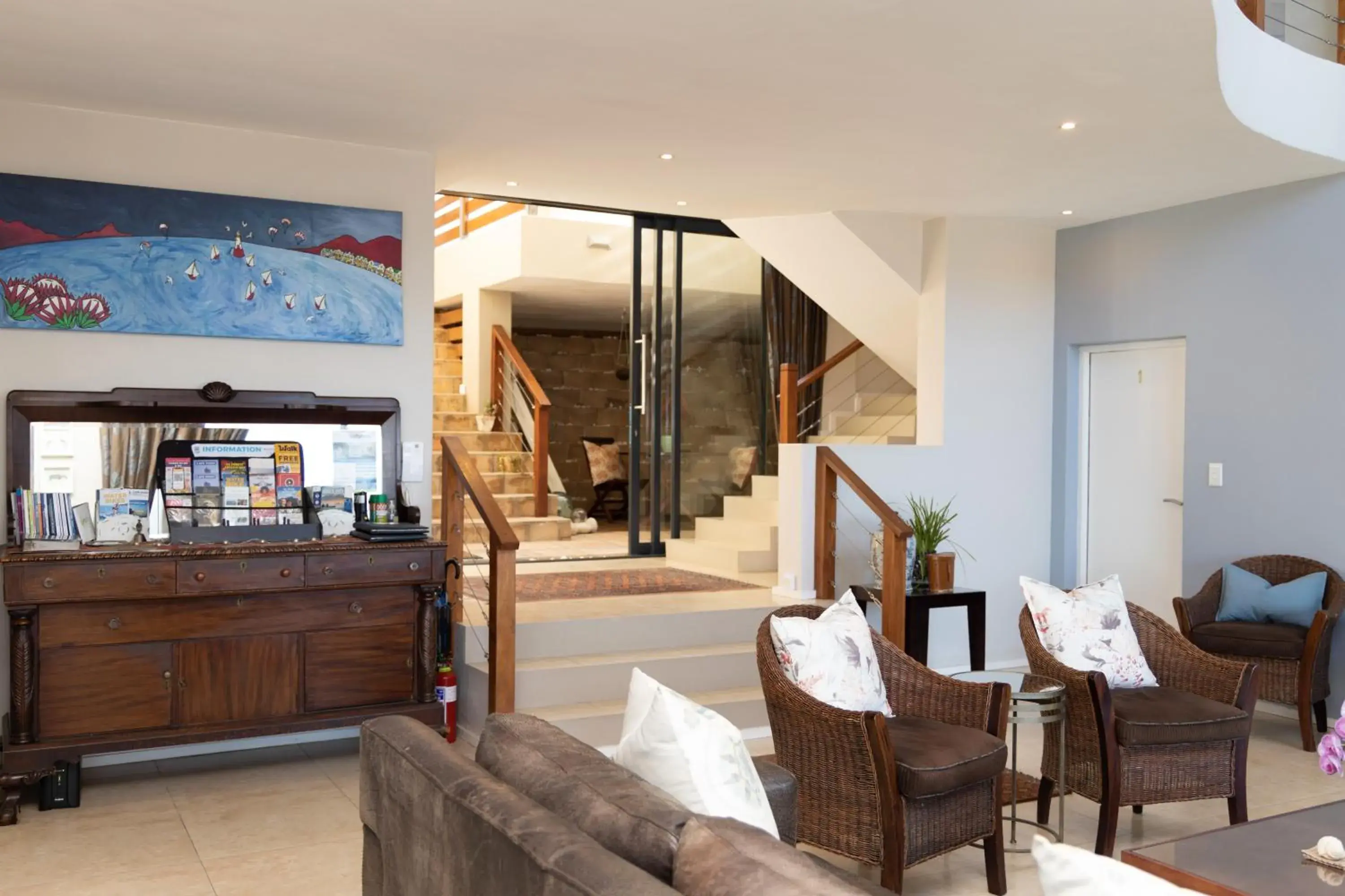 Facade/entrance in Mariner Guesthouse & Villa Facade/entrance in Mariner Guesthouse & Villa