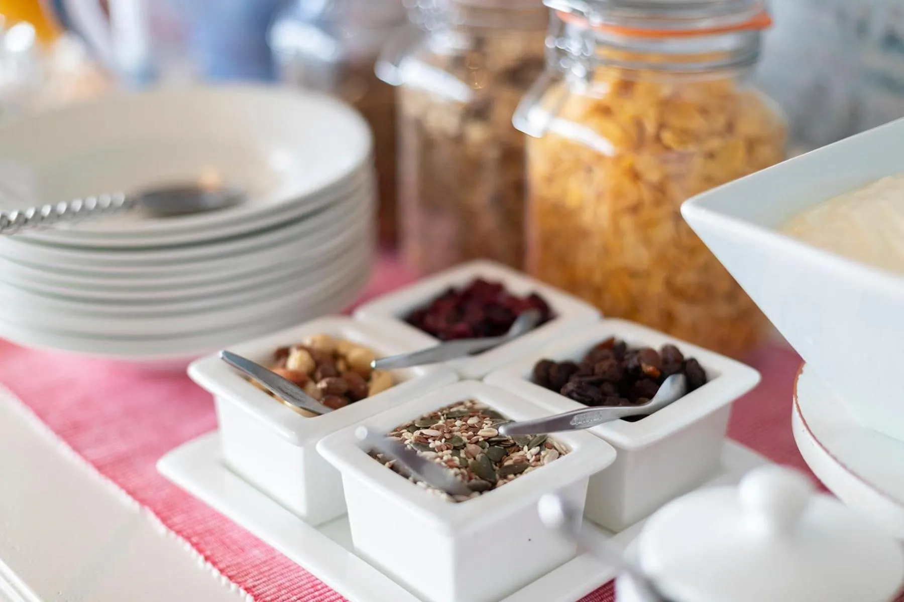 Dining area in Mariner Guesthouse & Villa