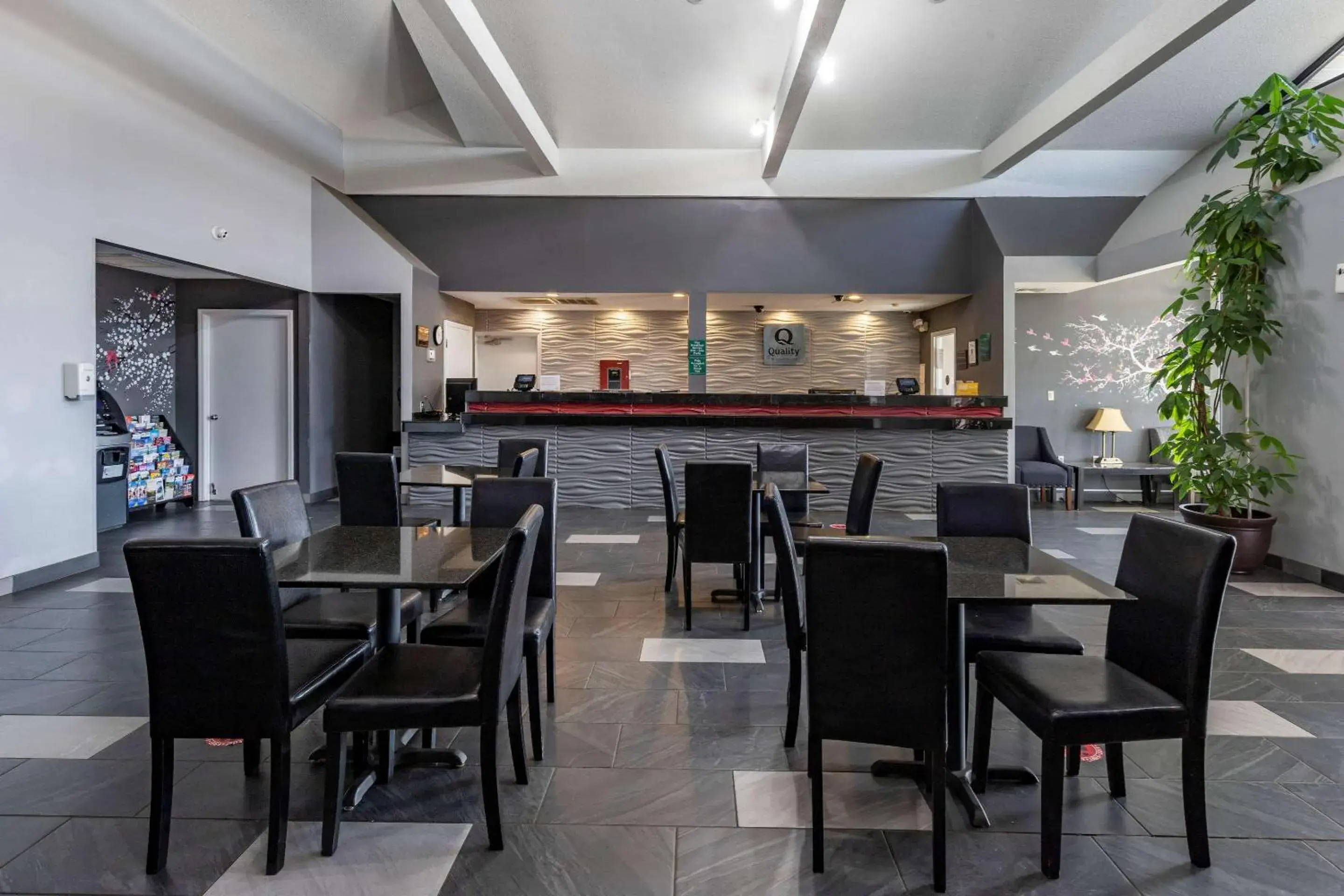 Lobby or reception in Quality Inn Duncan Spartanburg West Lobby or reception in Quality Inn Duncan Spartanburg West