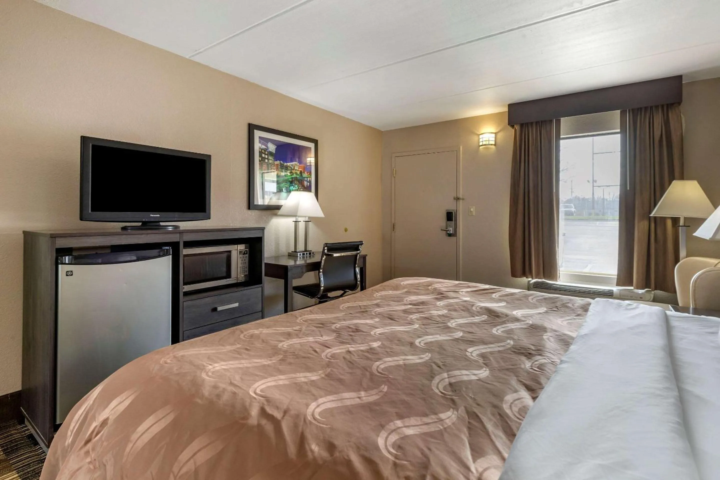 Bedroom, Bed in Quality Inn Duncan Spartanburg West