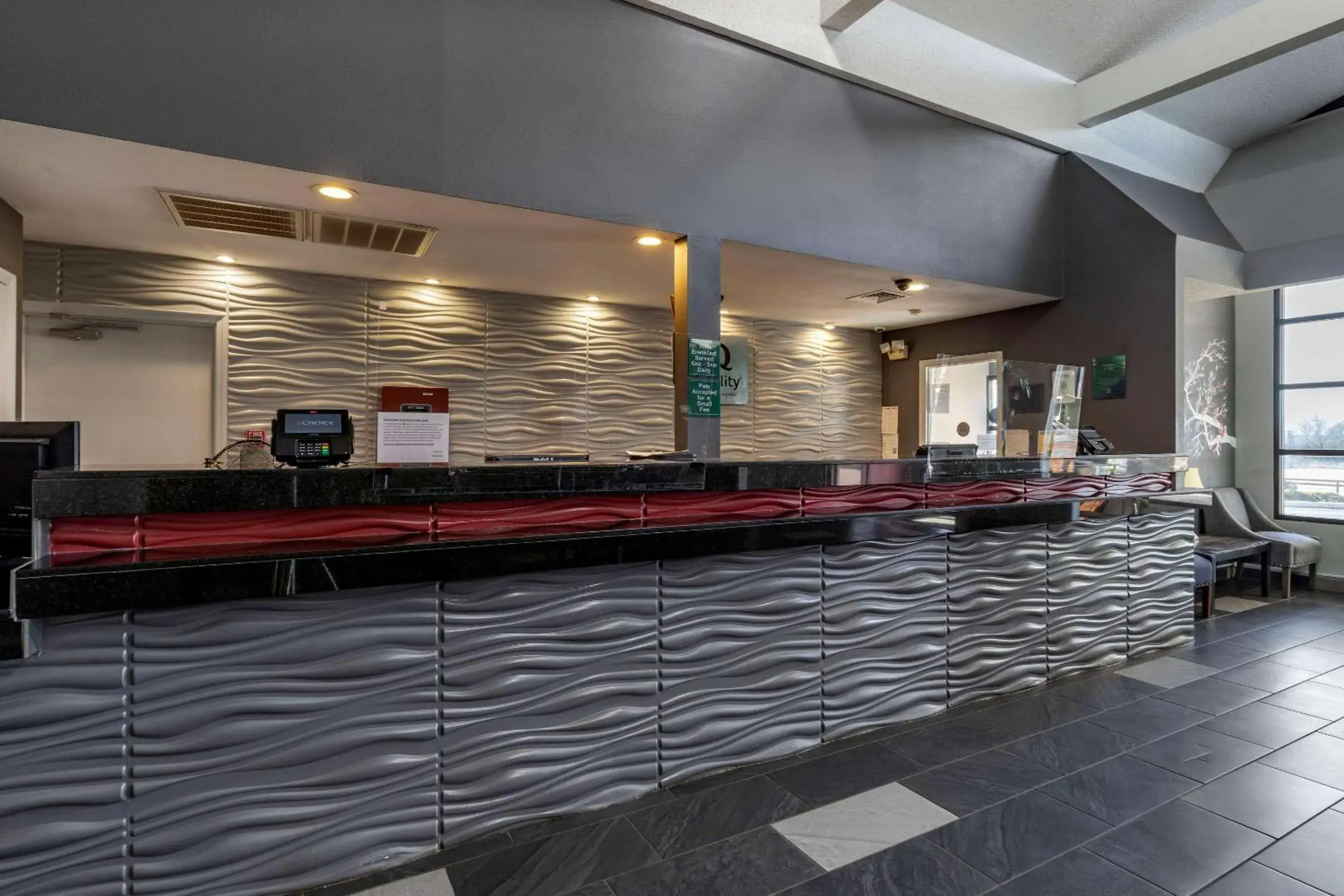 Lobby or reception in Quality Inn Duncan Spartanburg West Lobby or reception in Quality Inn Duncan Spartanburg West