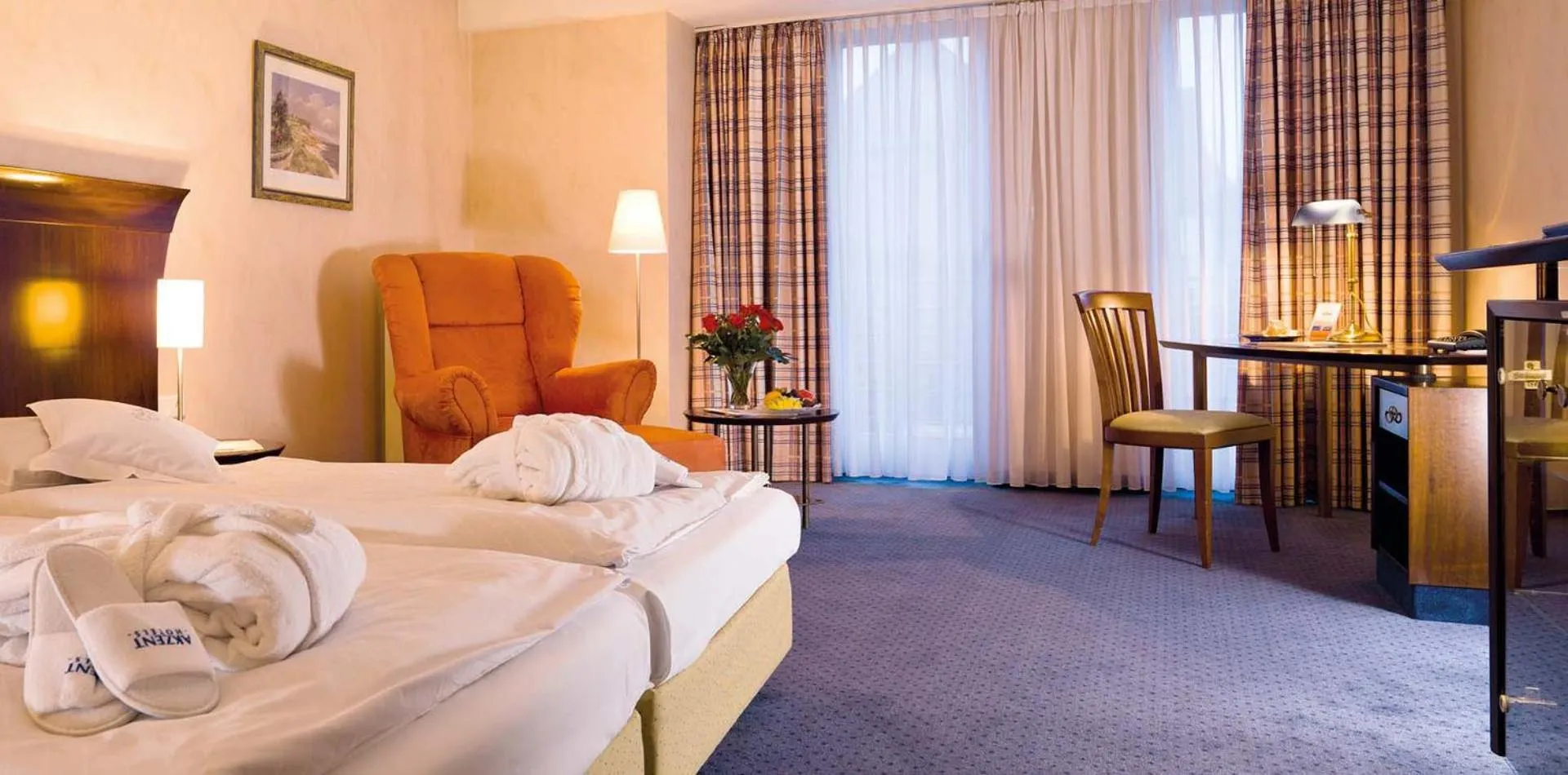 Photo of the whole room, Bed in Akzent Hotel Höltje