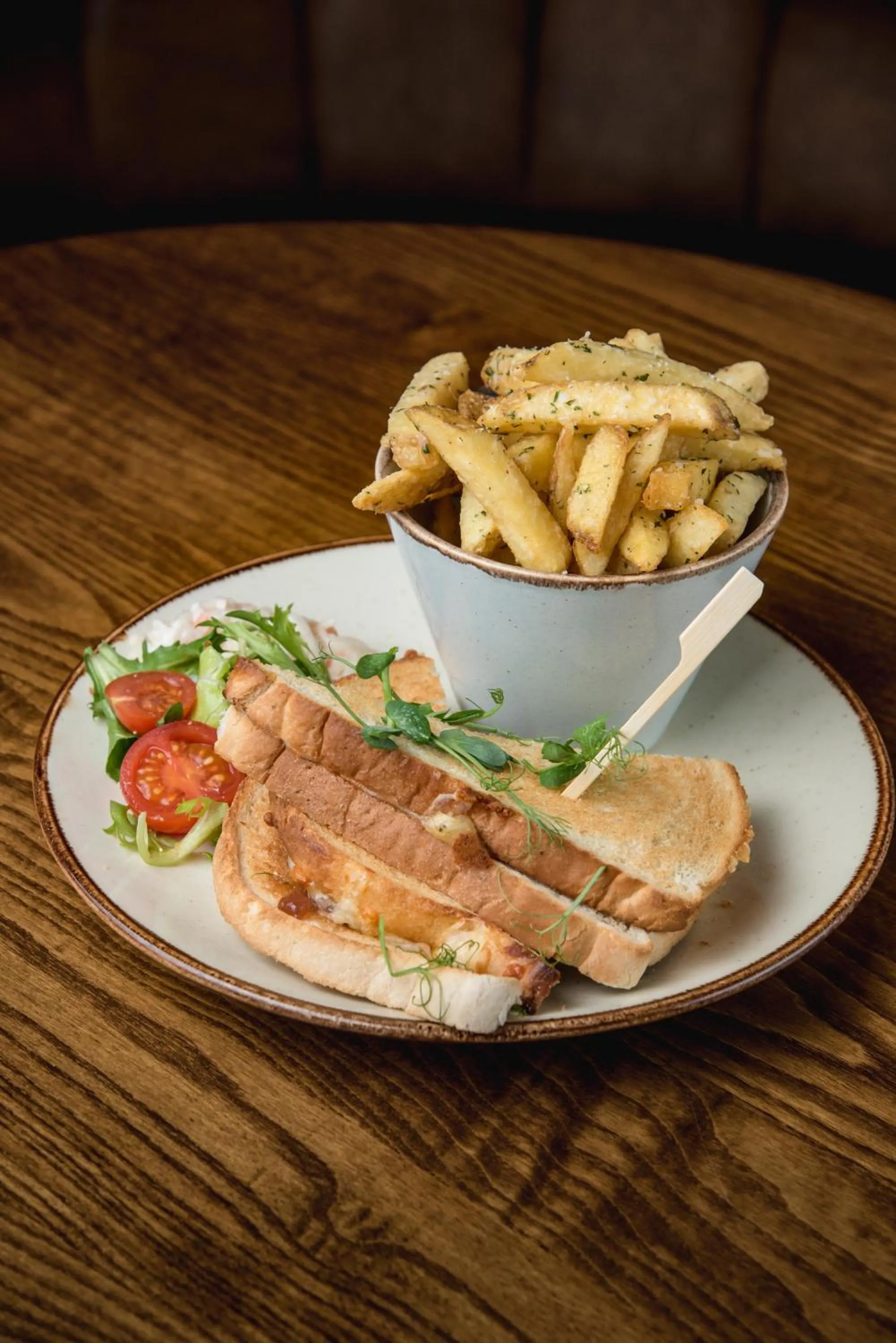 Restaurant/places to eat in Arthur's Bar & Accommodation