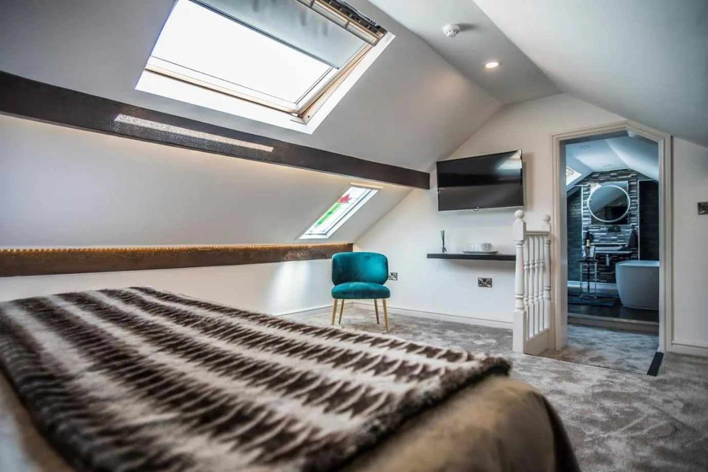 Photo of the whole room, Bed in Arthur's Bar & Accommodation