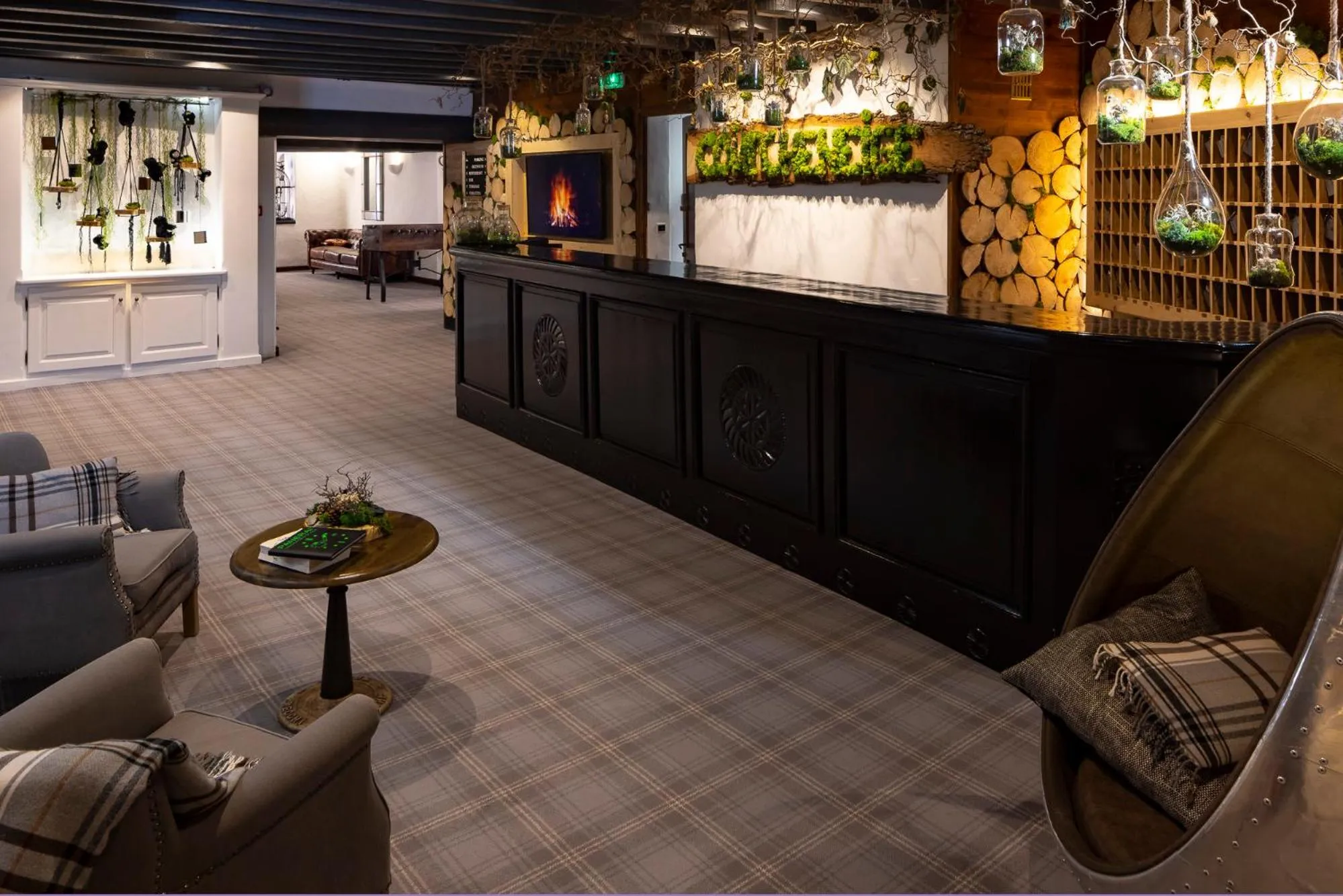 Lobby or reception in Hôtel Courcheneige