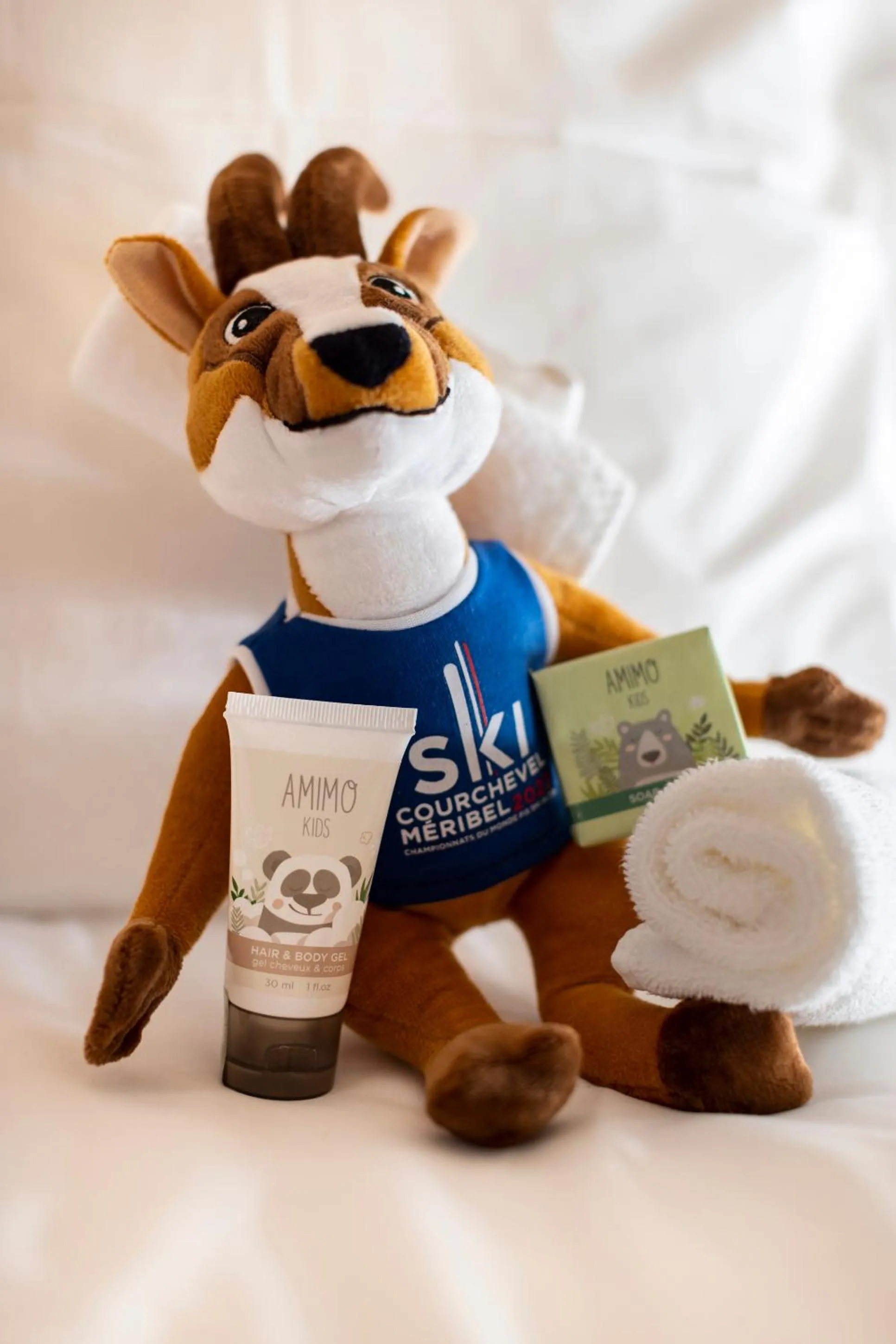 young children in Hôtel Courcheneige