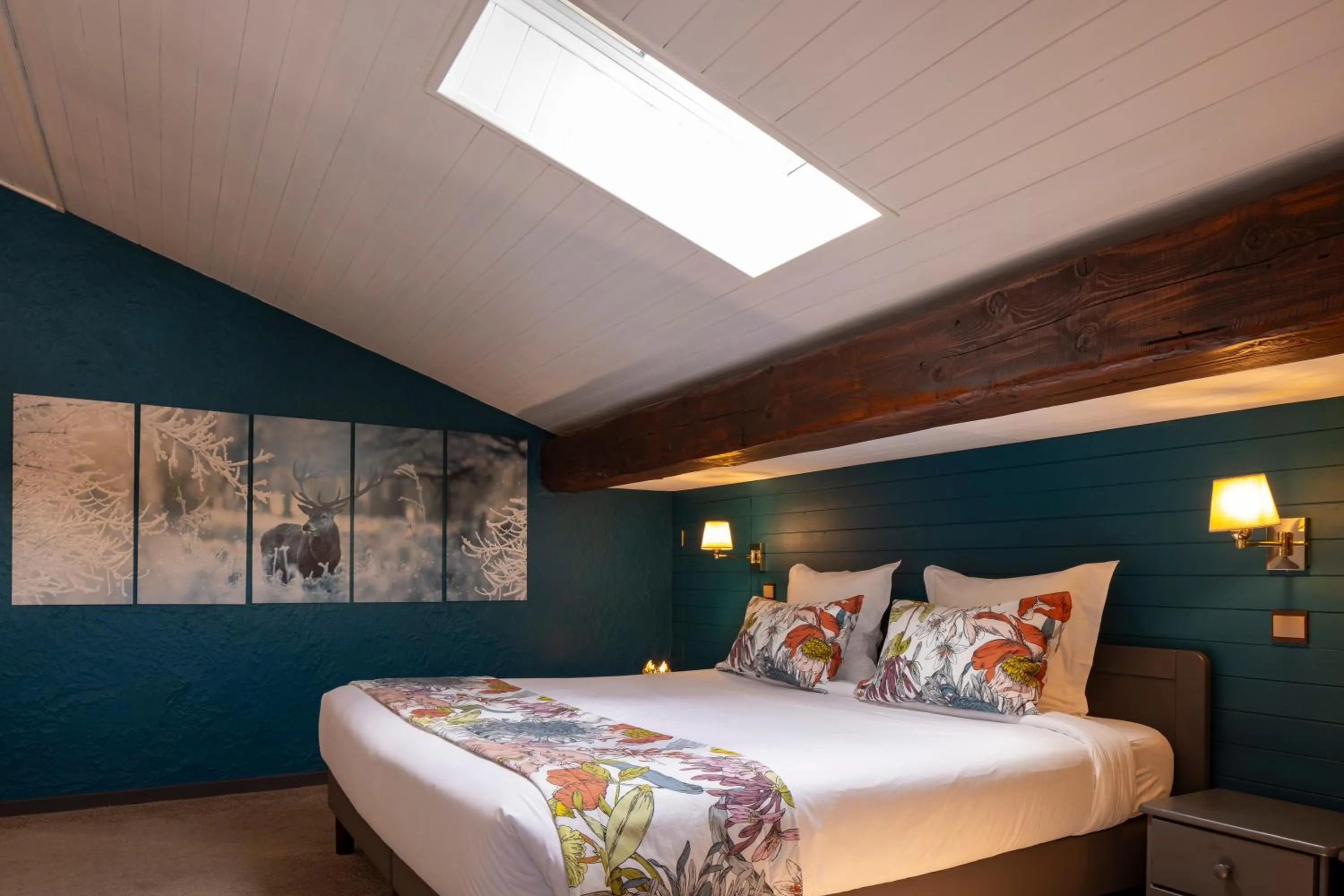 Bedroom, Bed in Hôtel Courcheneige