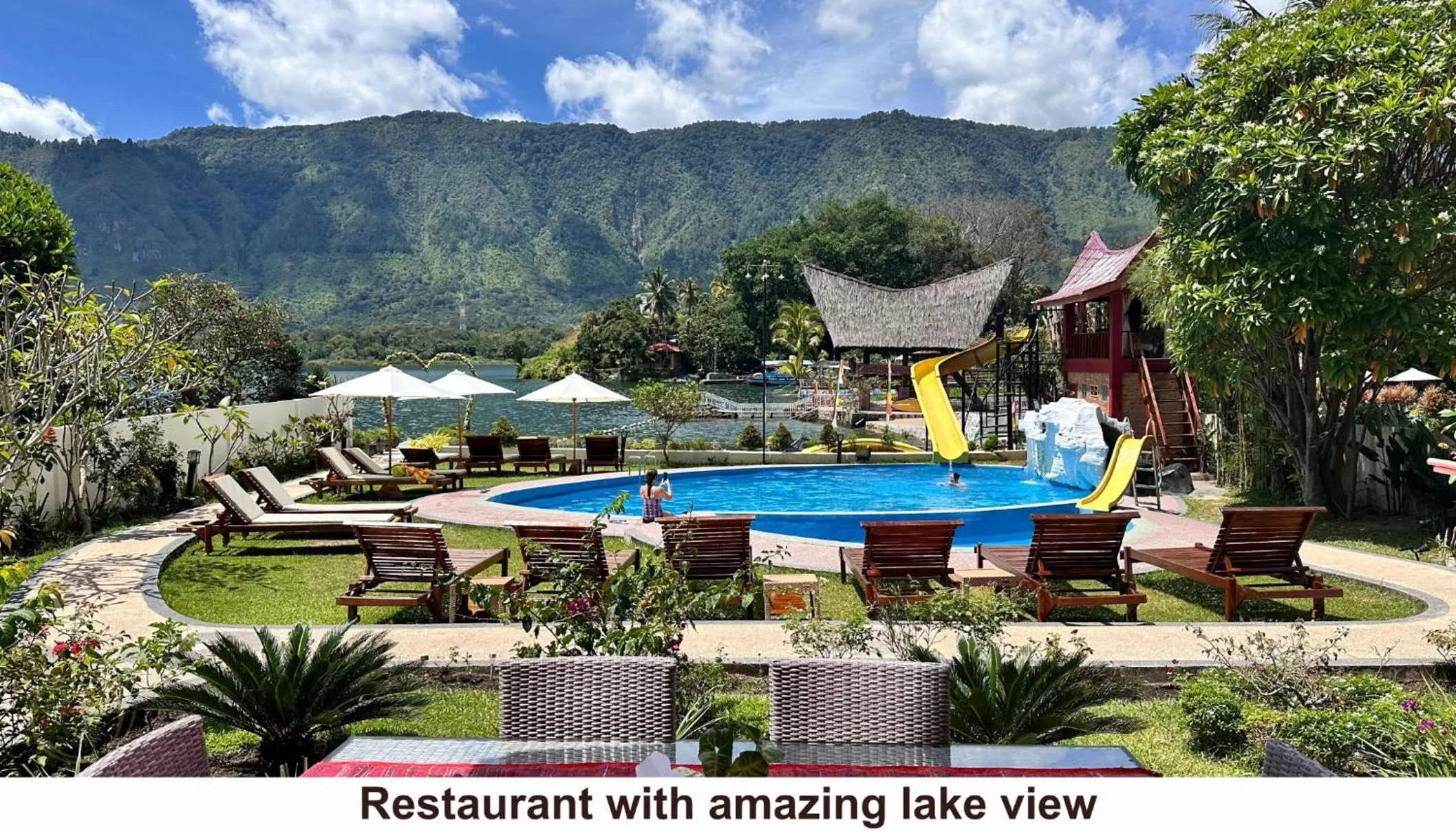 Swimming pool in Zoé’s Paradise Waterfront Hotel