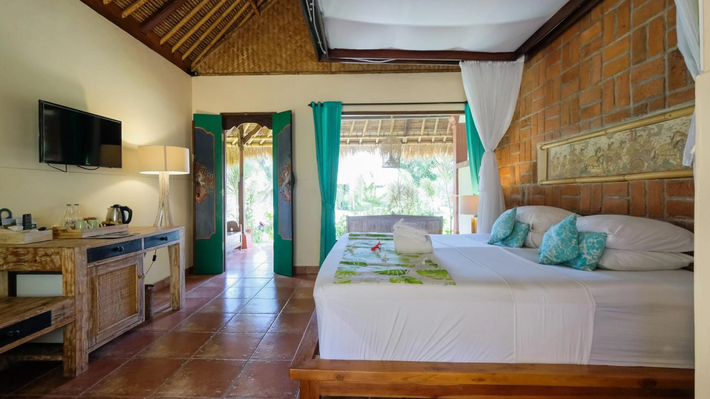 Bedroom, Bed in Taman Sari Bali Resort and Spa