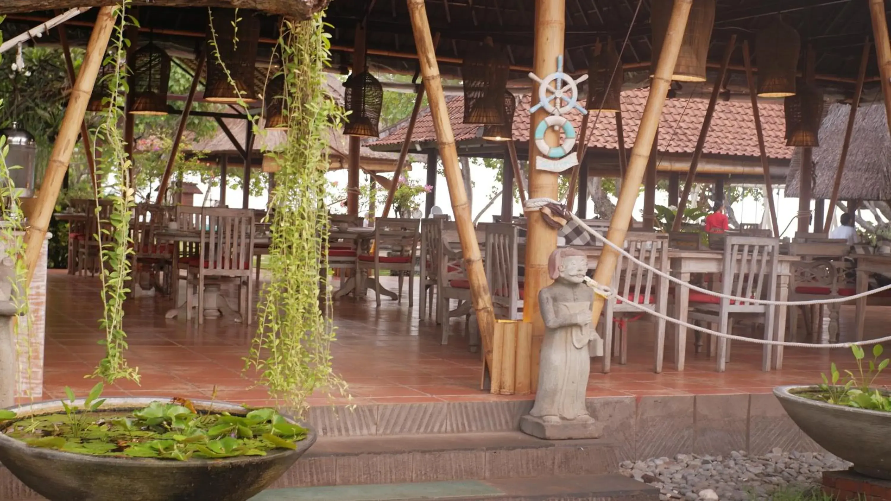 Restaurant/places to eat in Taman Sari Bali Resort and Spa Restaurant/places to eat in Taman Sari Bali Resort and Spa