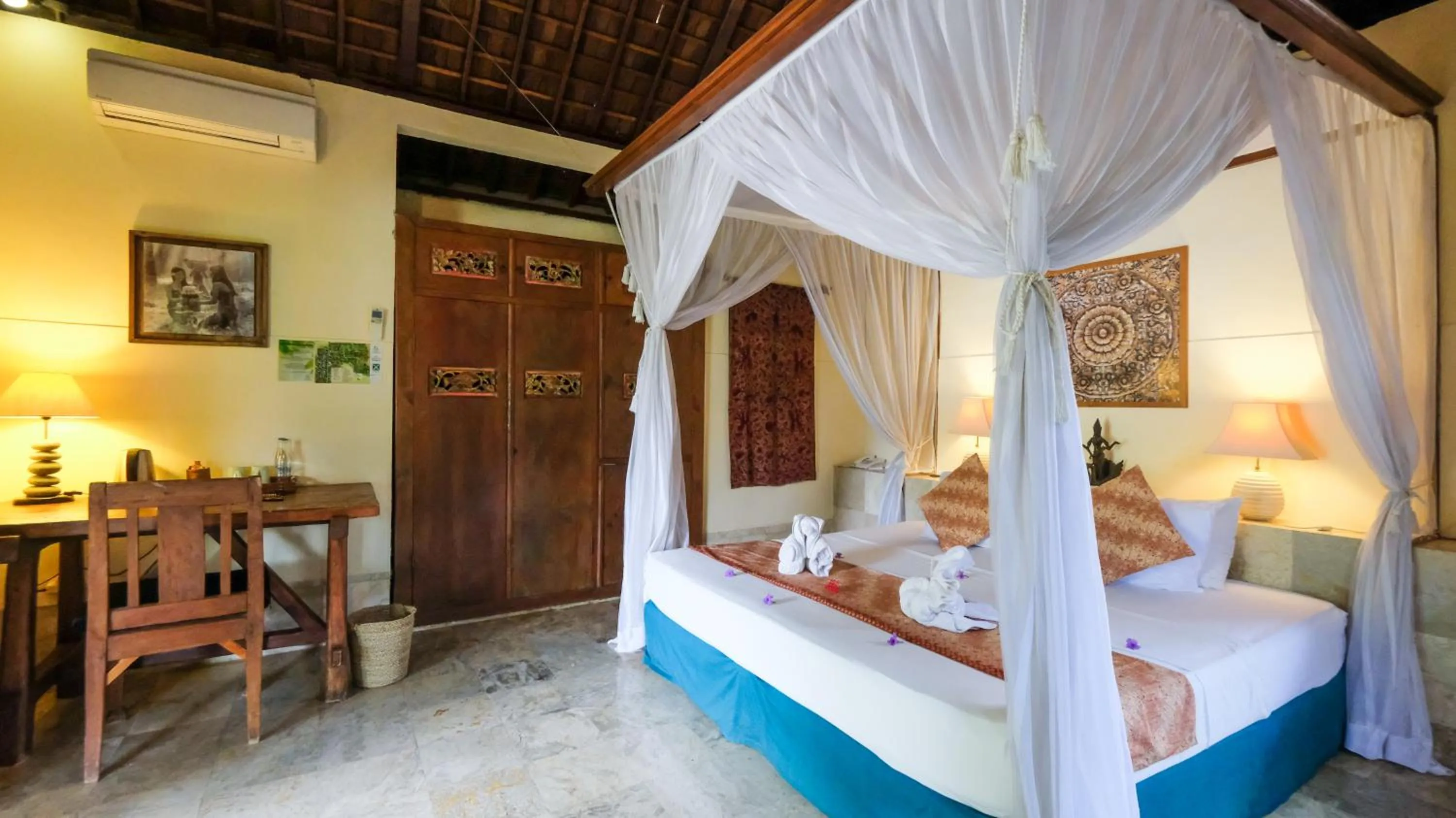 Bedroom, Bed in Taman Sari Bali Resort and Spa