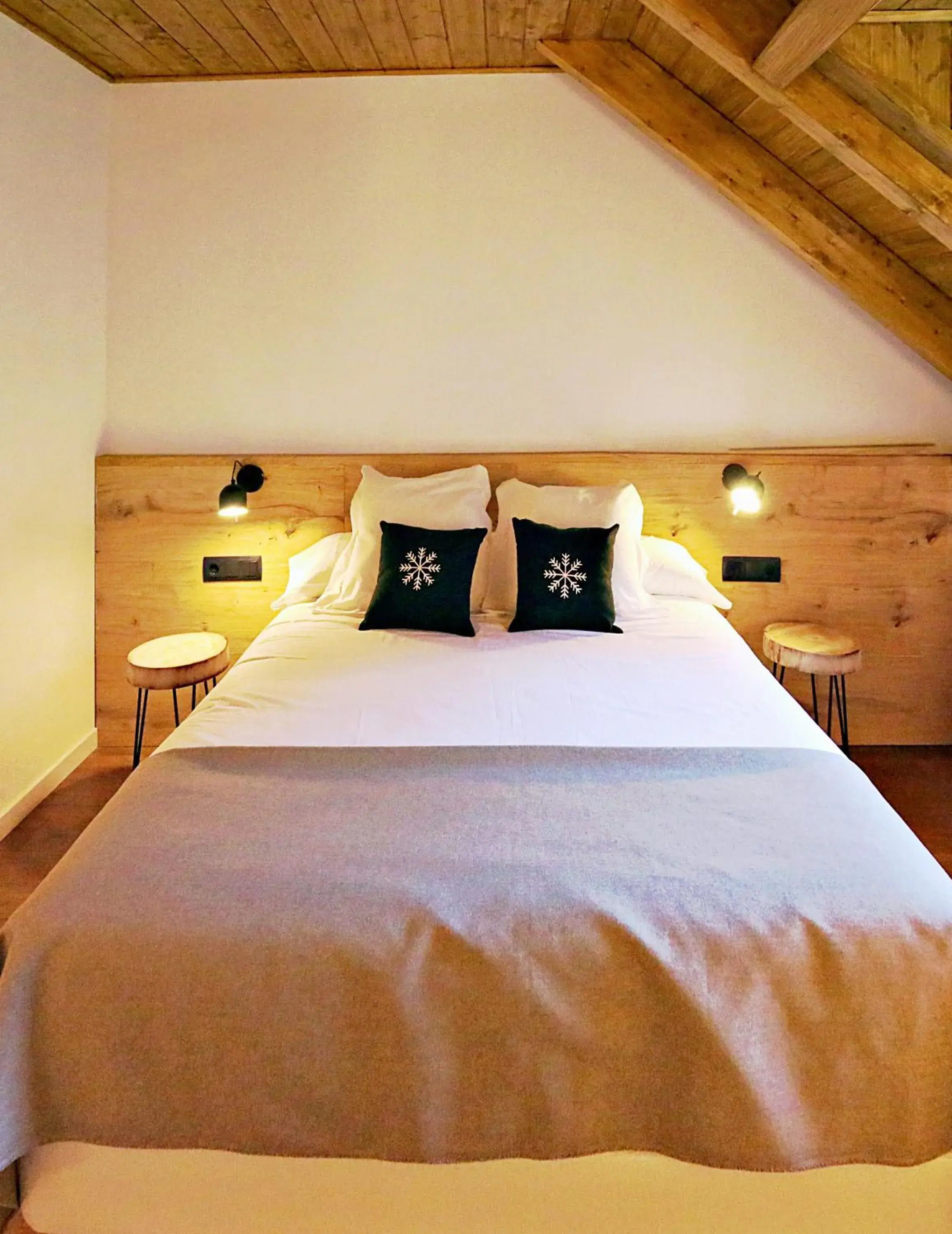 Double or Twin Room in Hotel Lo Paller Double or Twin Room in Hotel Lo Paller