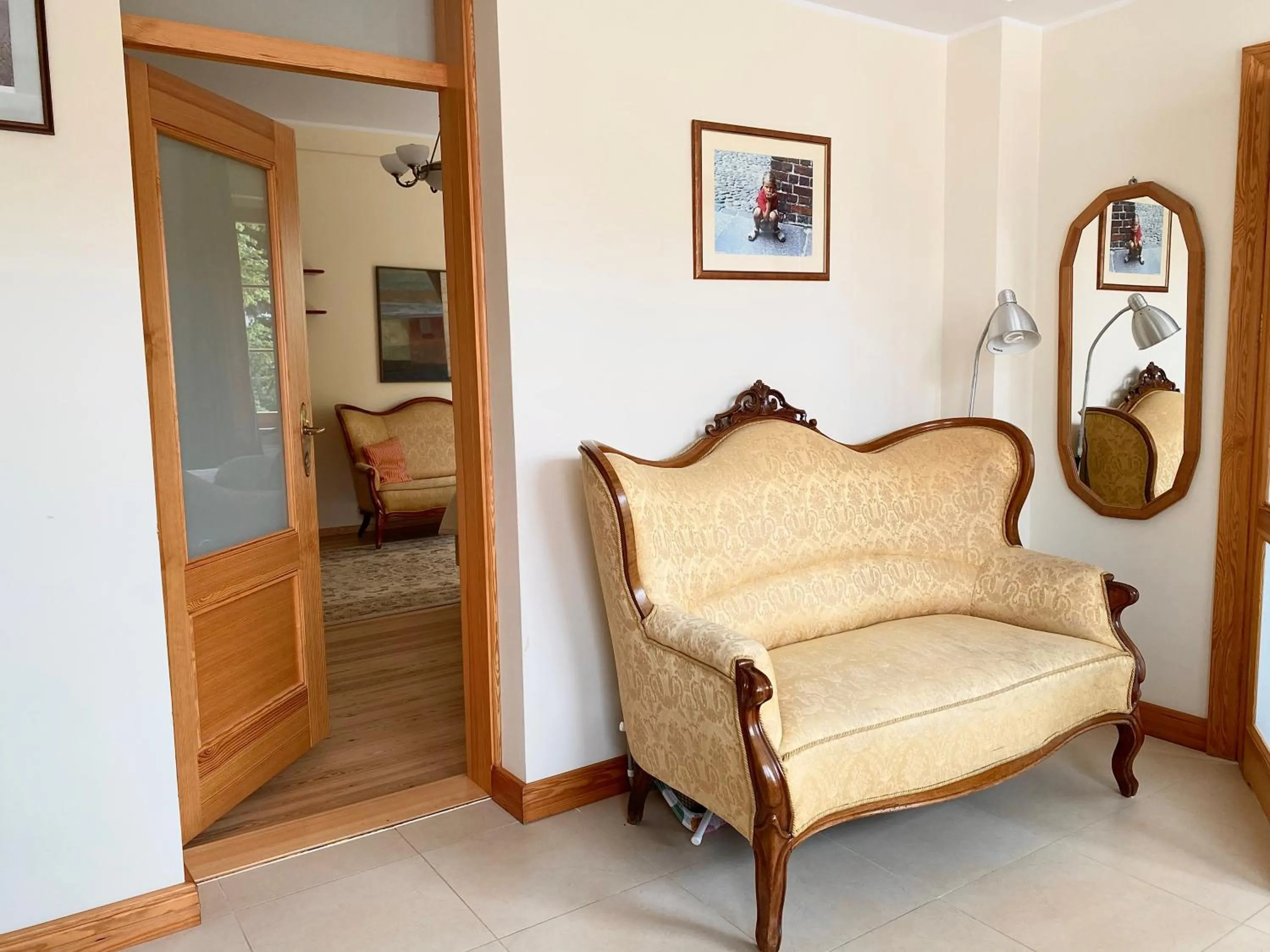 Seating area in Sopot Residence
