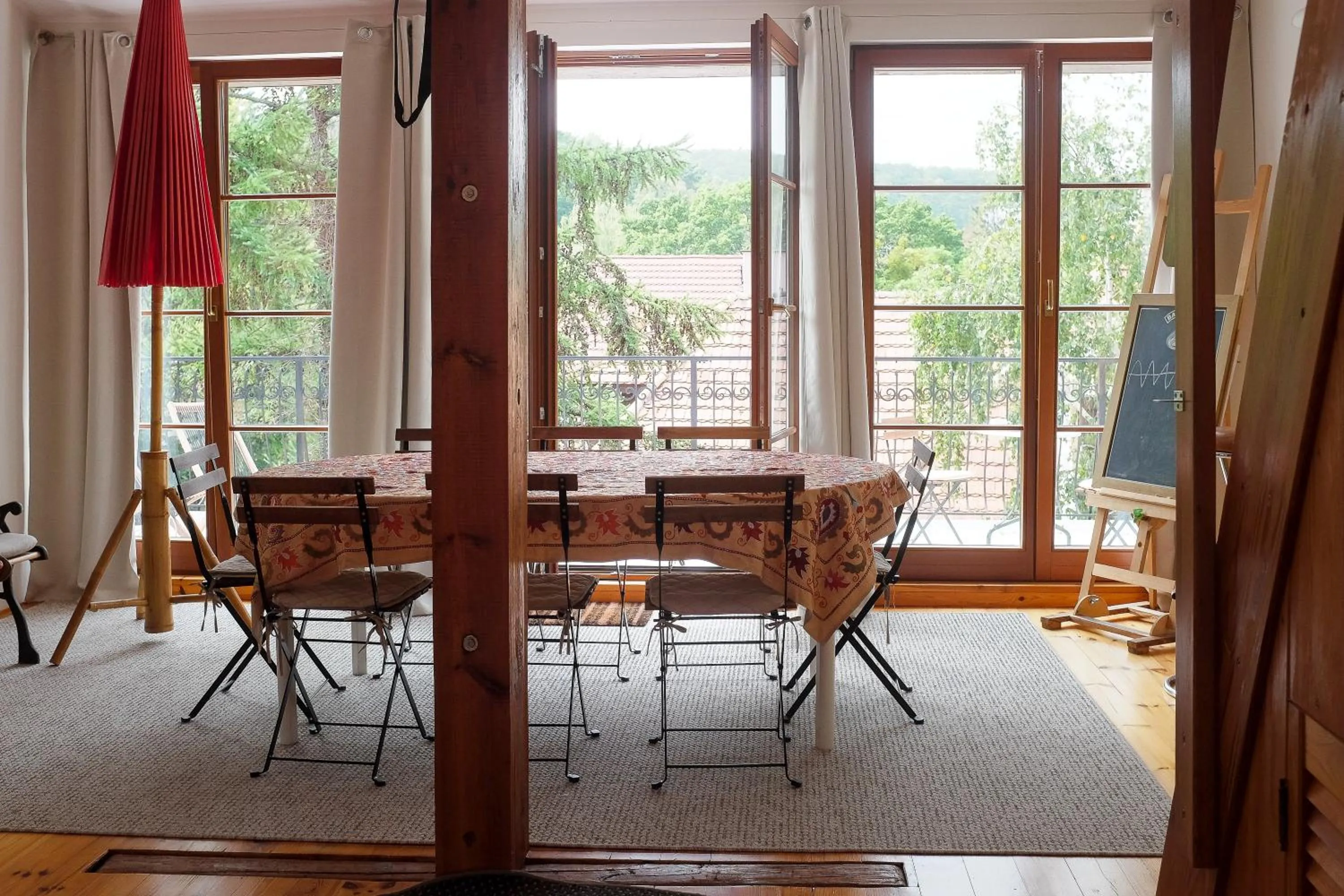 Dining area in Sopot Residence
