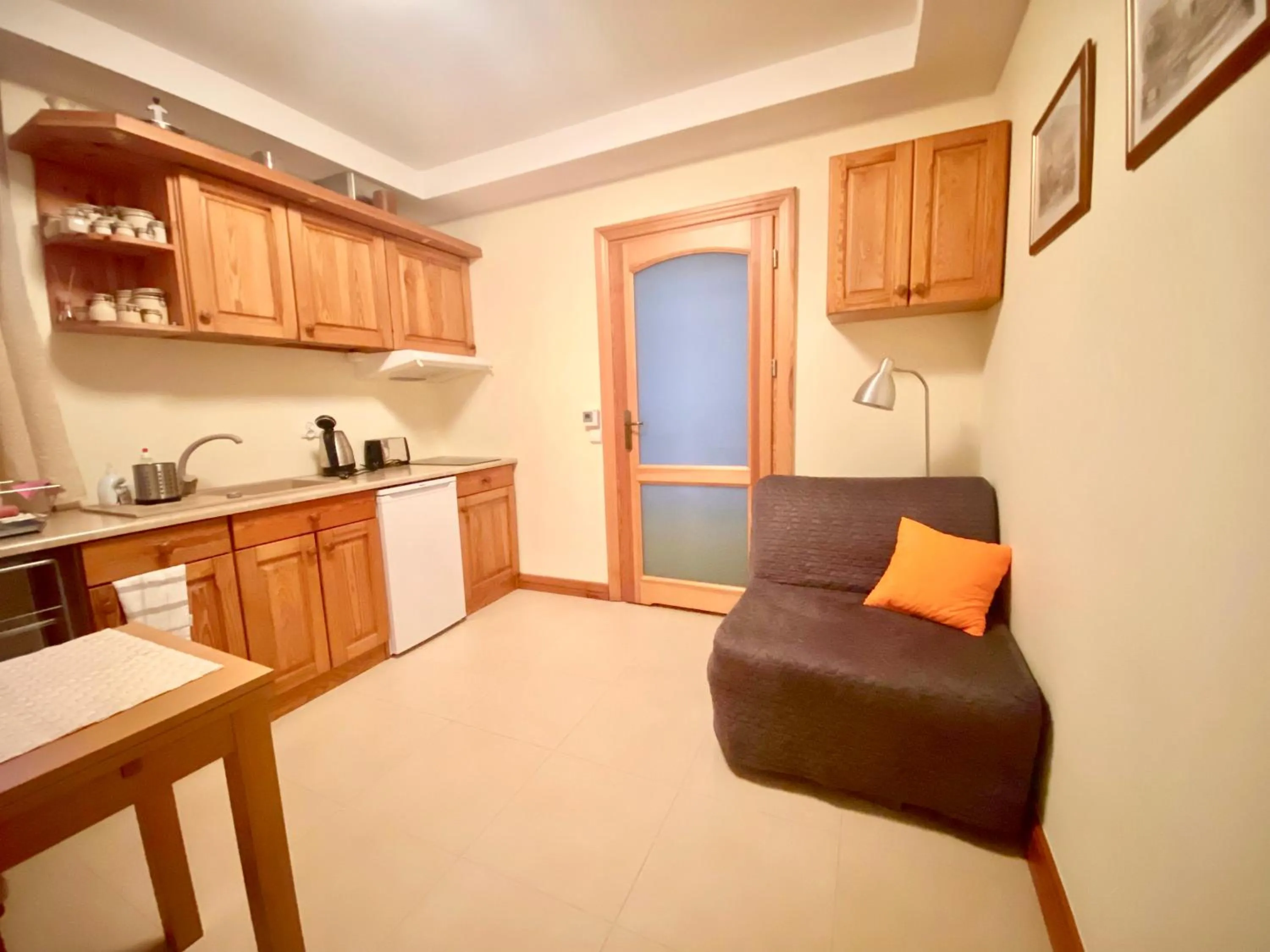 Kitchen or kitchenette in Sopot Residence