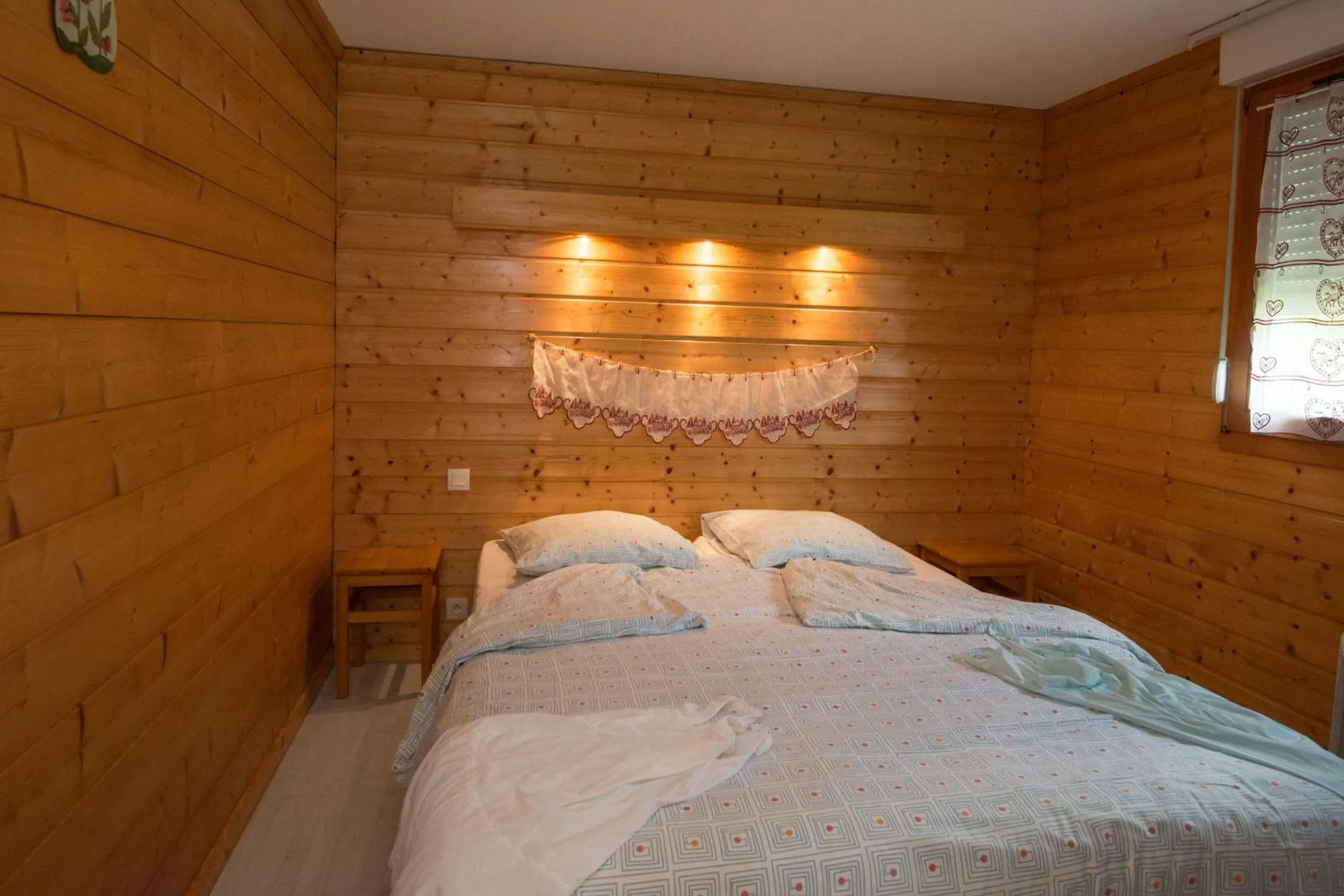 Bedroom, Bed in Les Adrets