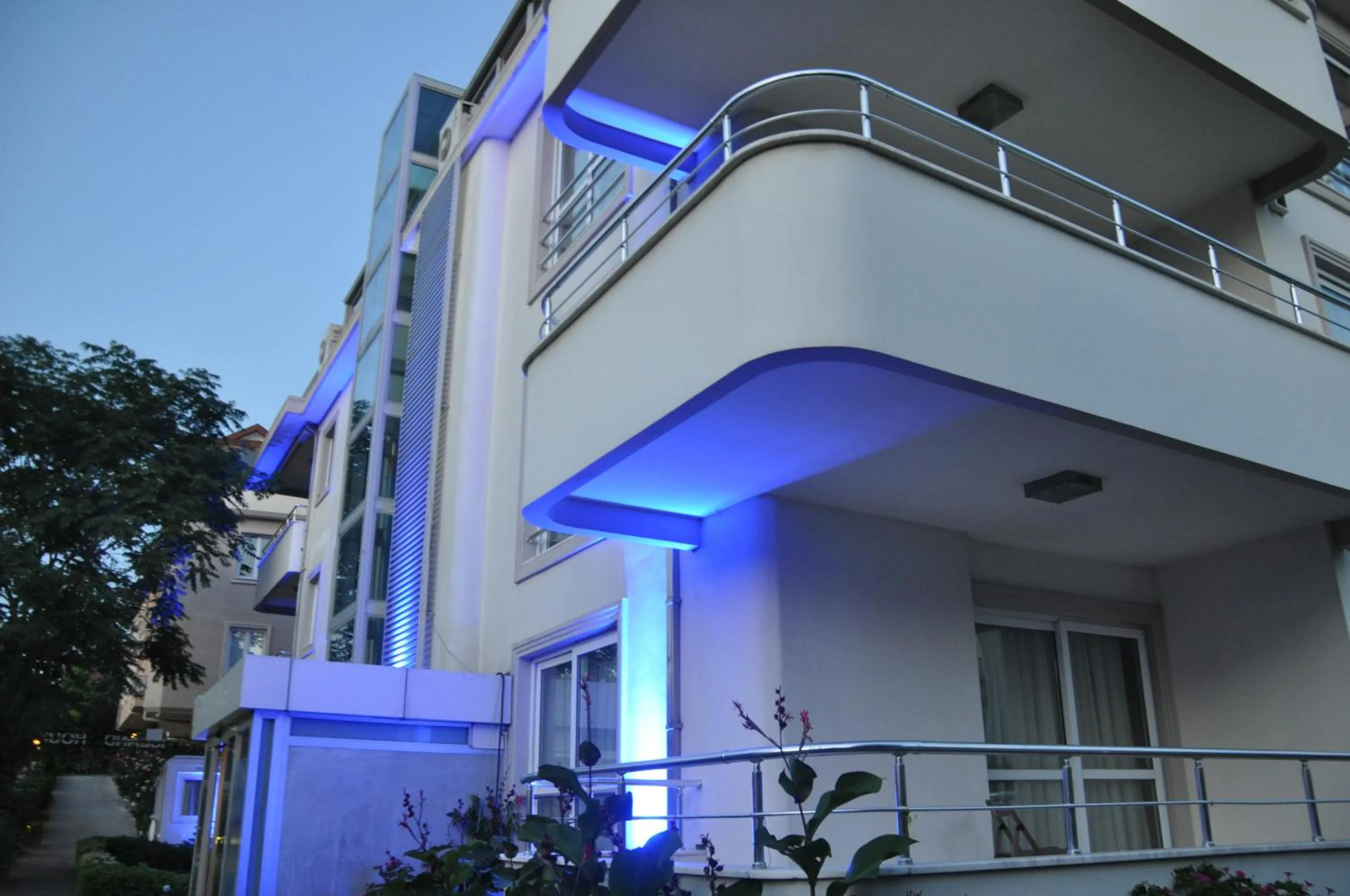Facade/entrance in dragos island hotel