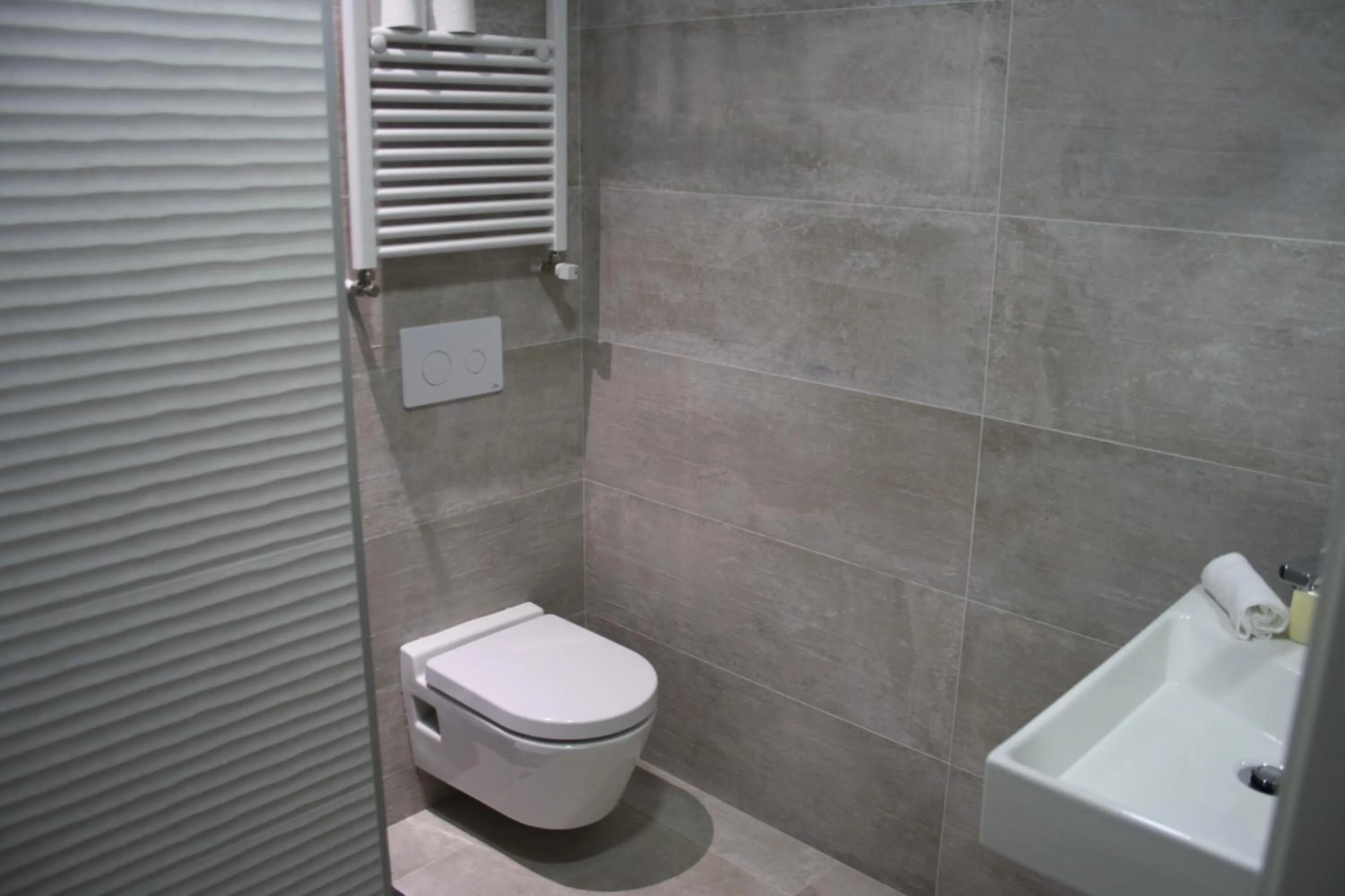 Smart Tech Plaza Flat