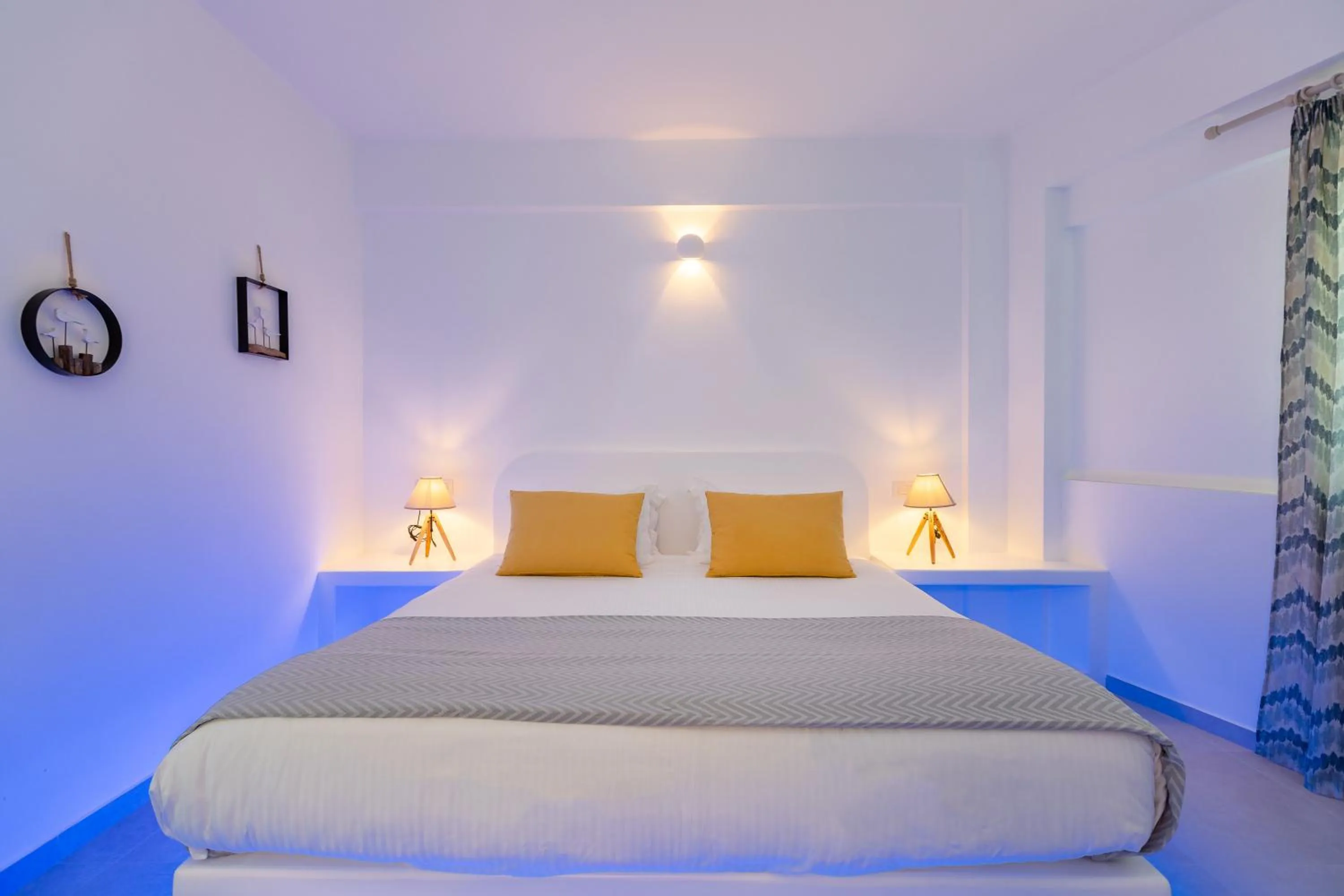 Bedroom, Bed in Nikolas Hotel