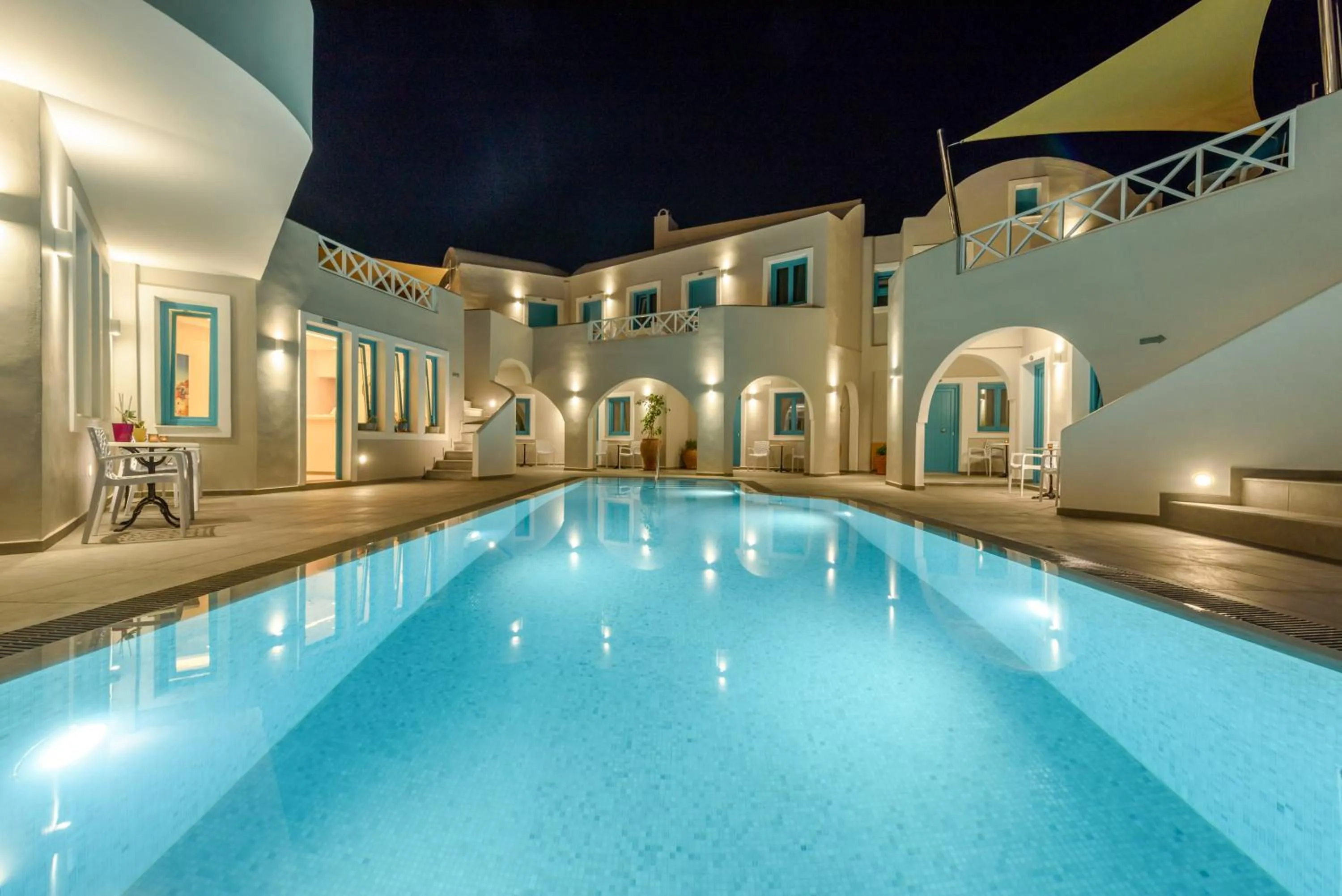 Swimming pool in Nikolas Hotel