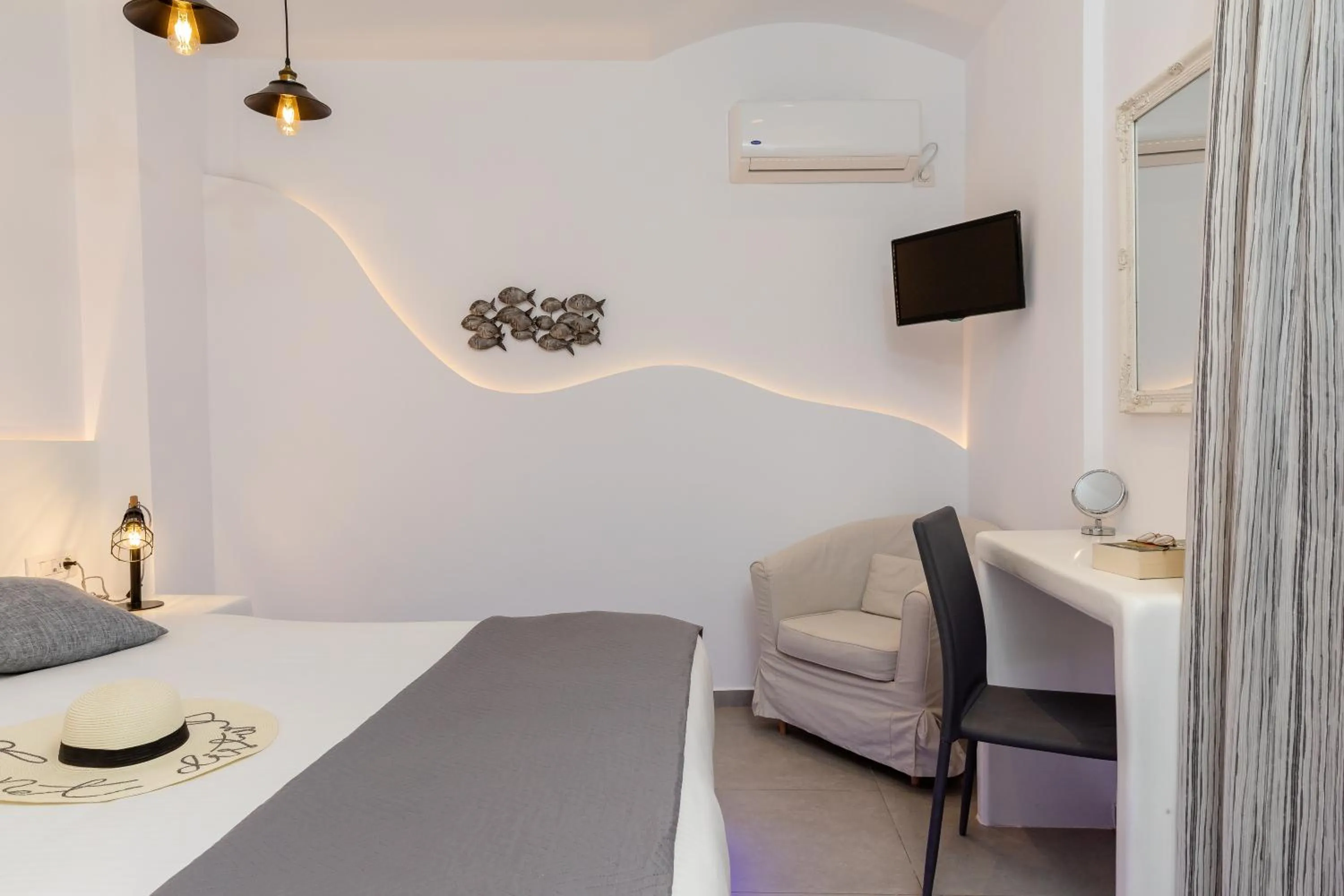 Bedroom in Nikolas Hotel