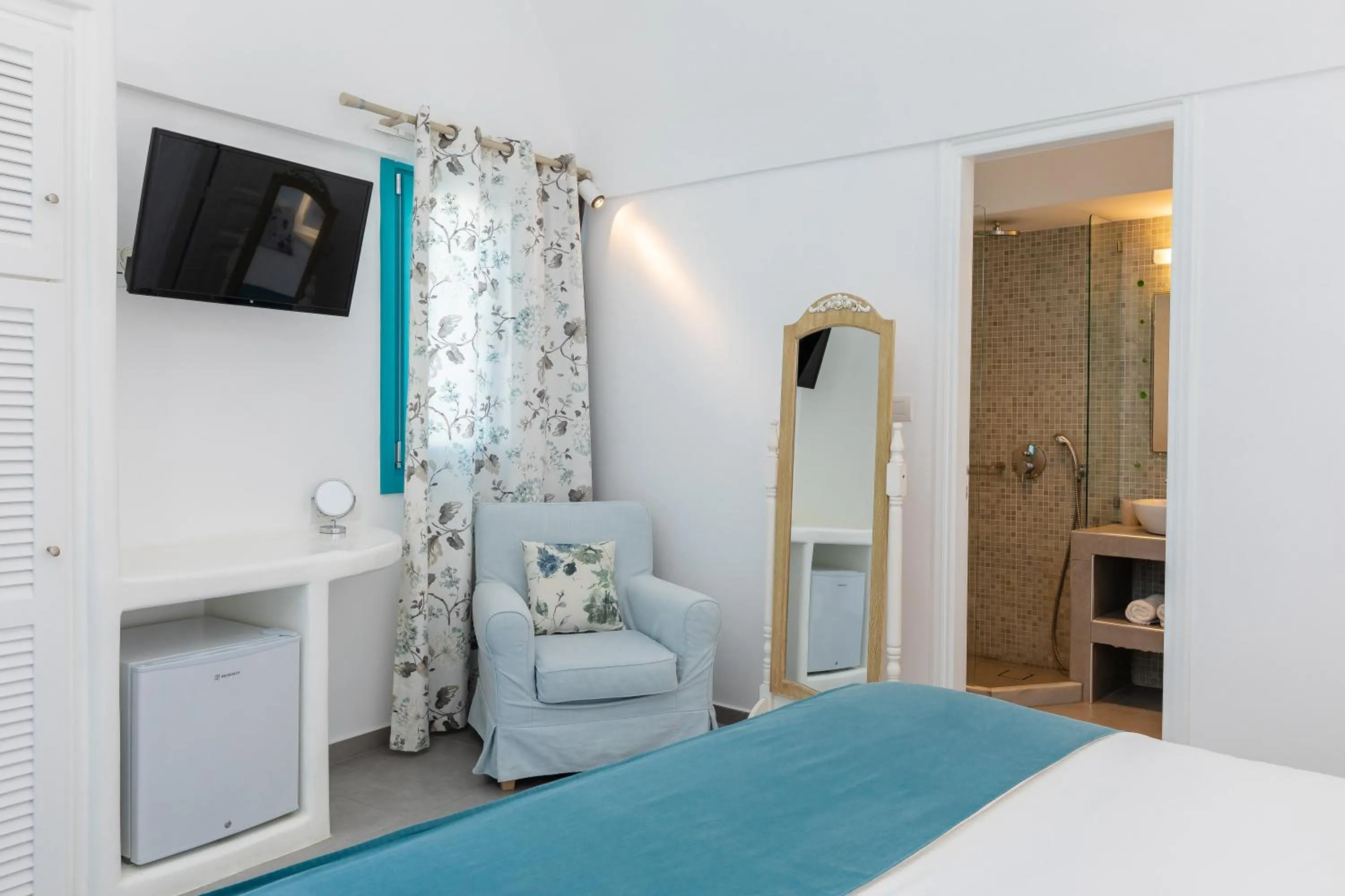 Bedroom, Bed in Nikolas Hotel