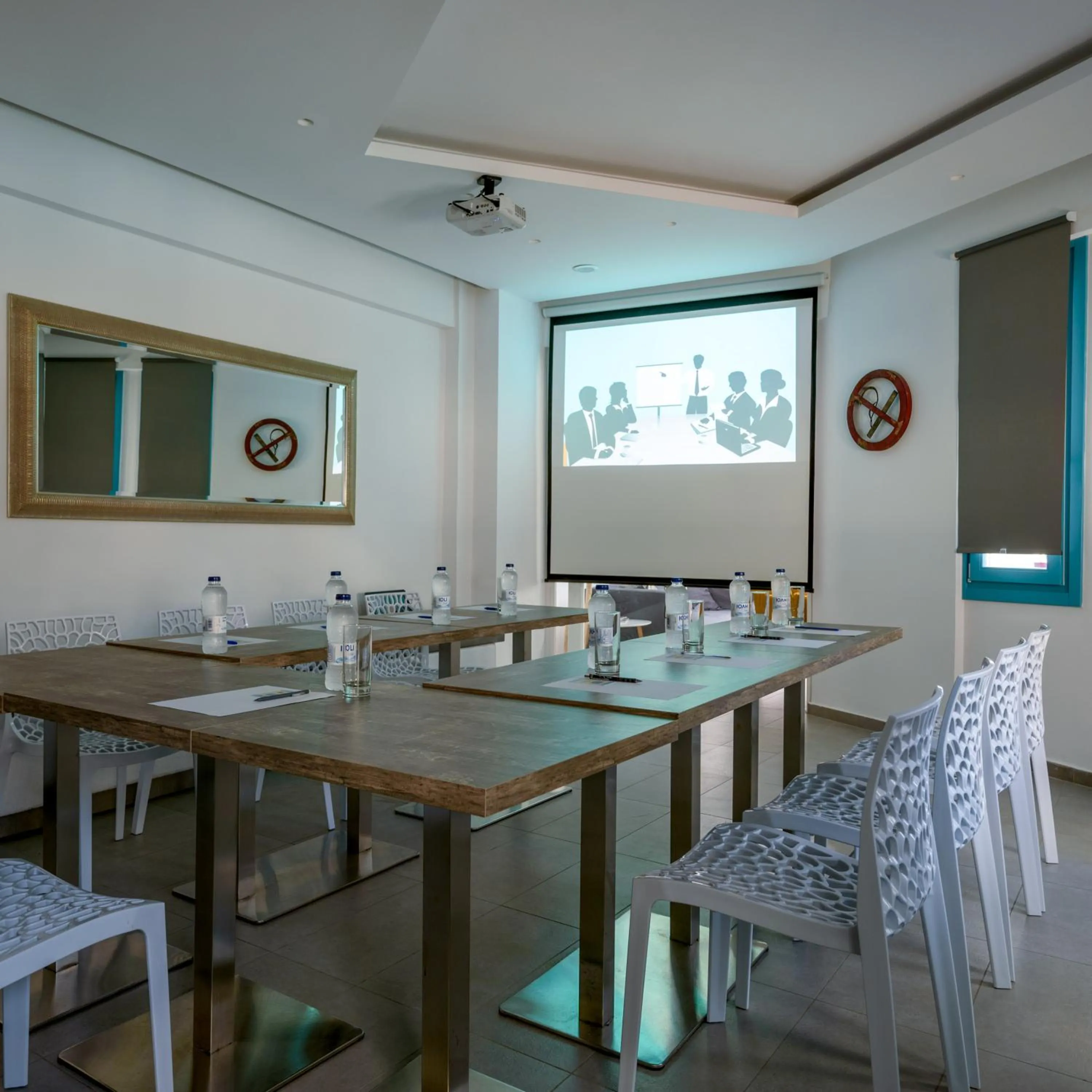 Meeting/conference room in Nikolas Hotel