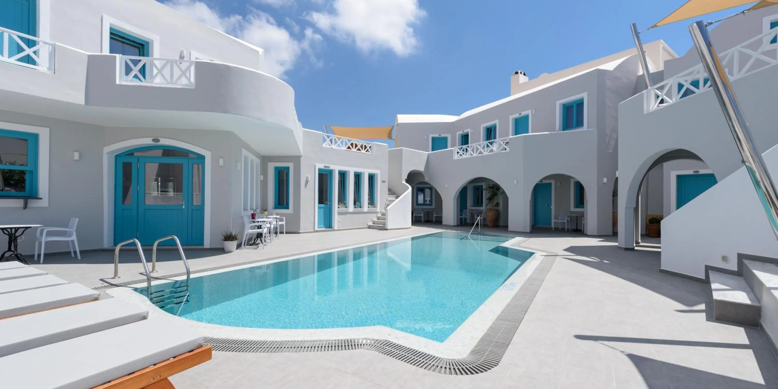 Swimming pool in Nikolas Hotel