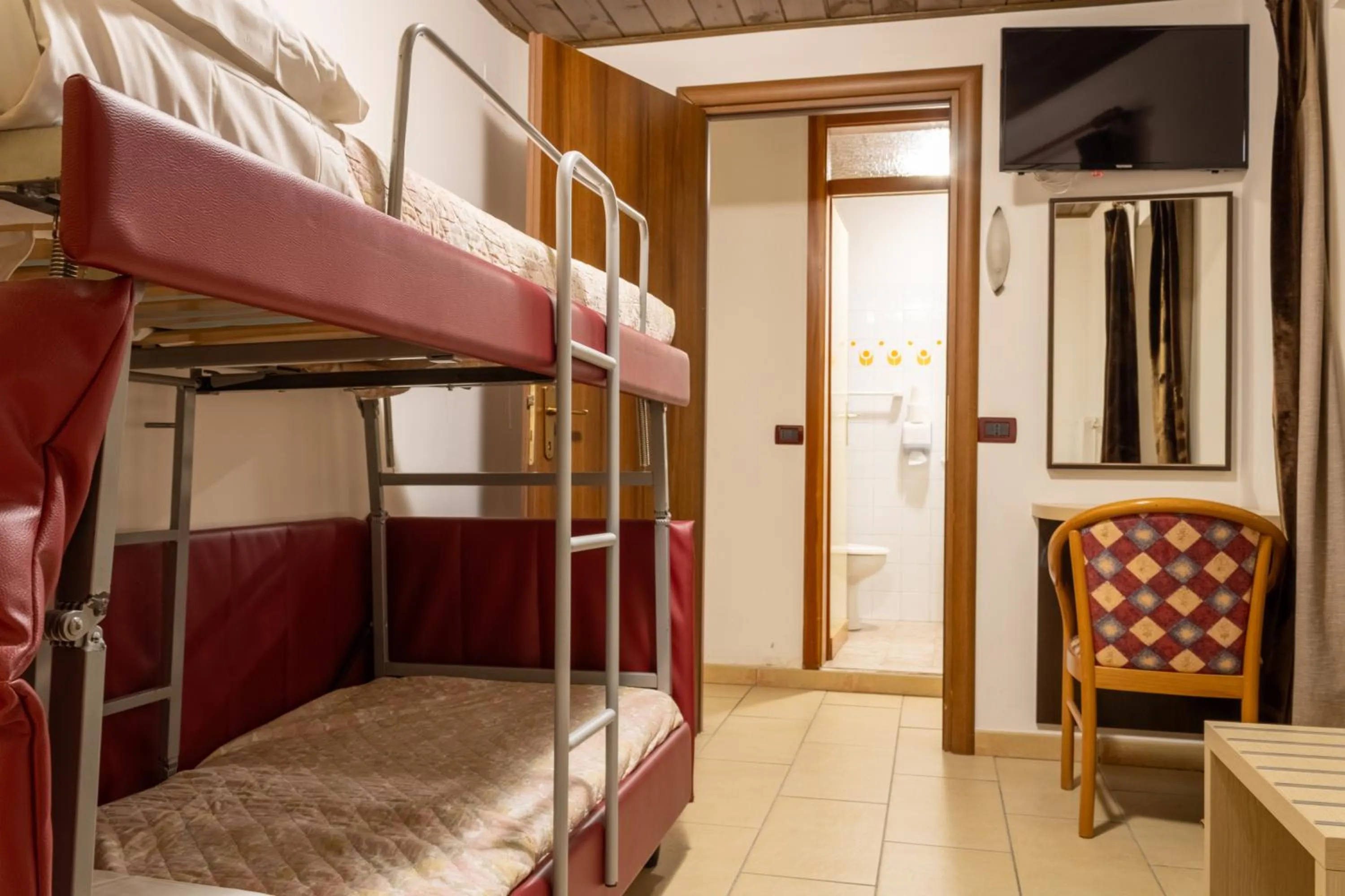 Bedroom, Bed in Hotel Zodiaco & Spa