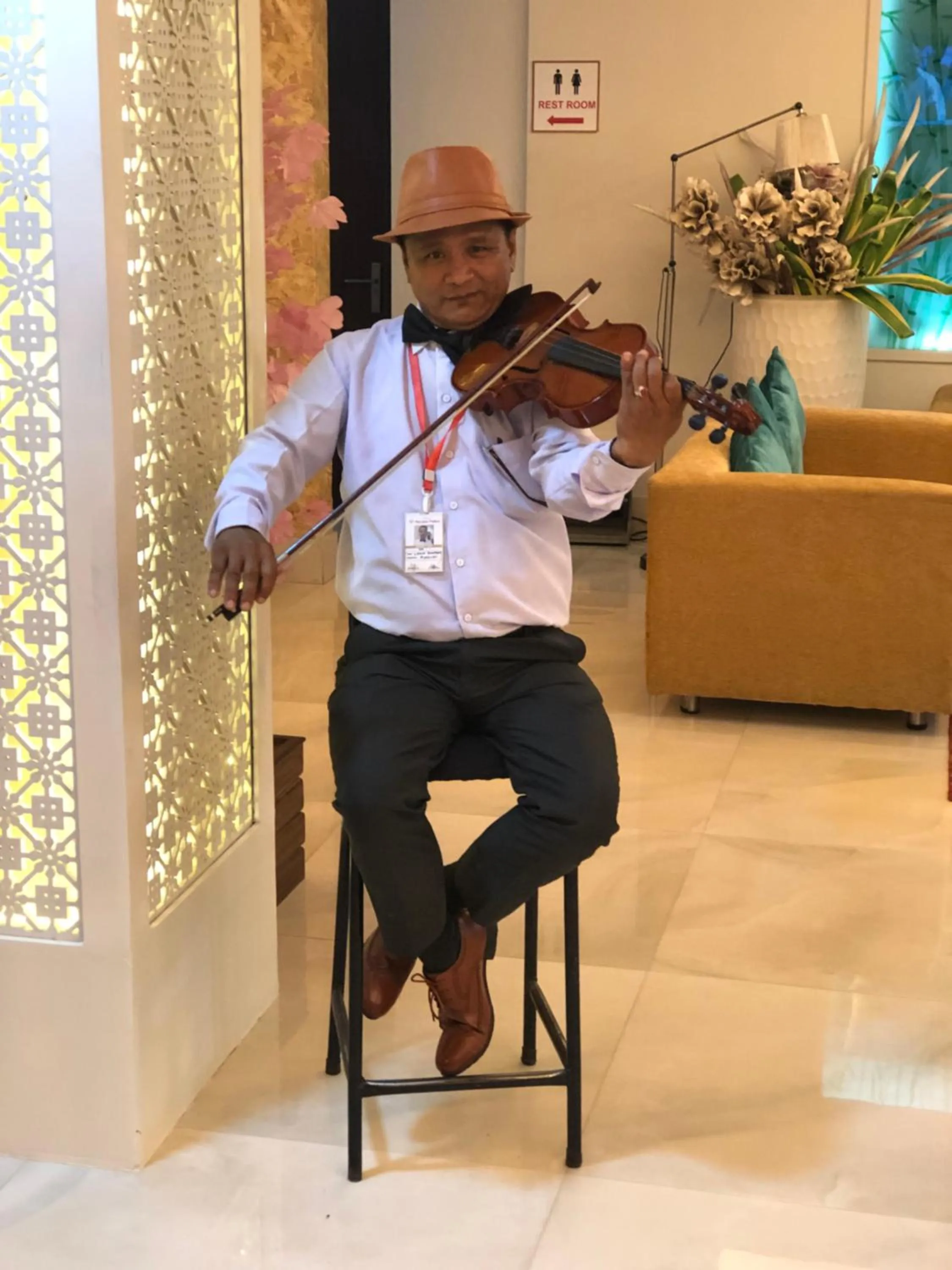 Evening entertainment in Hotel Harrison Palace