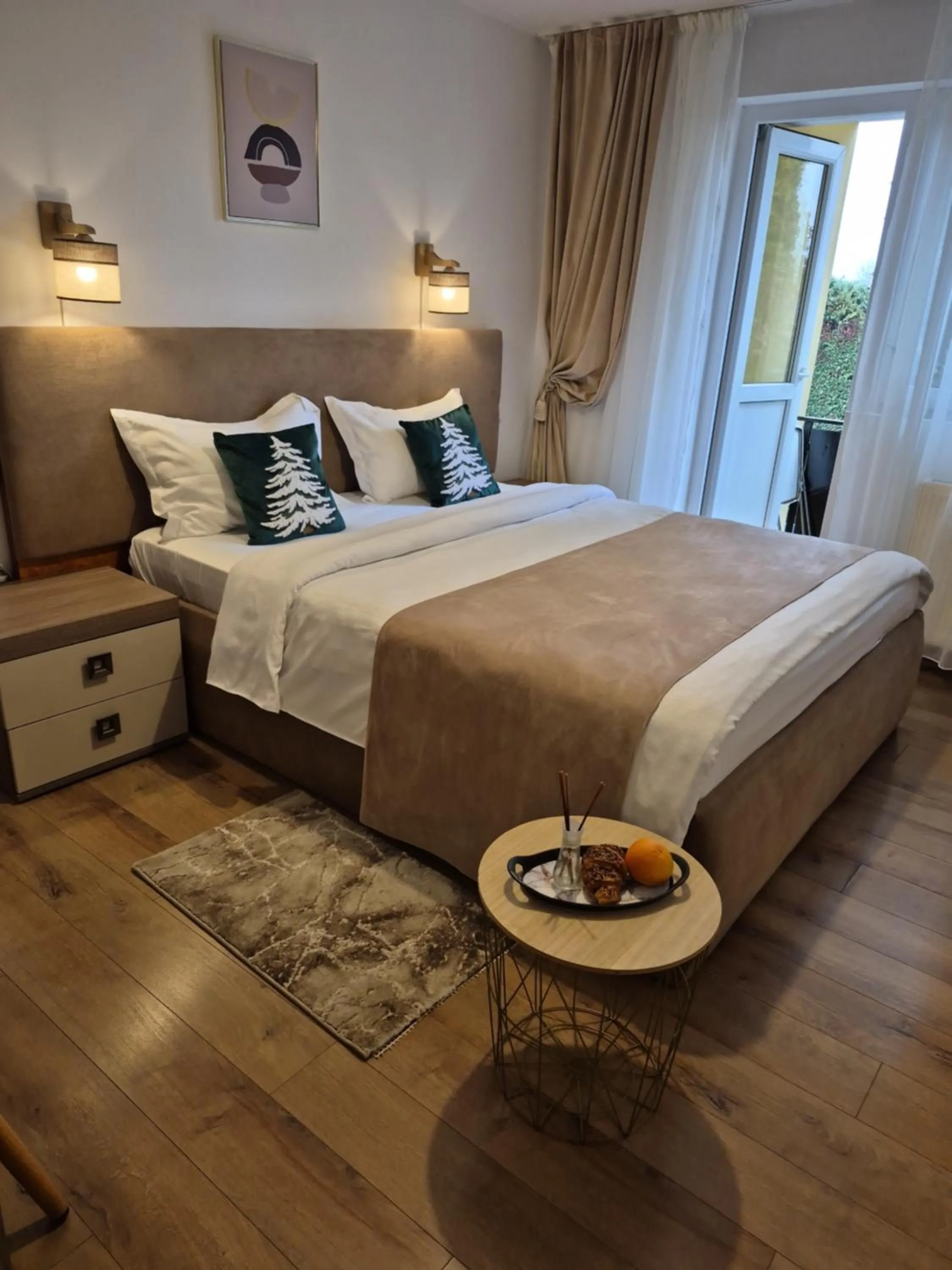 Double Room in Pension Casablanca