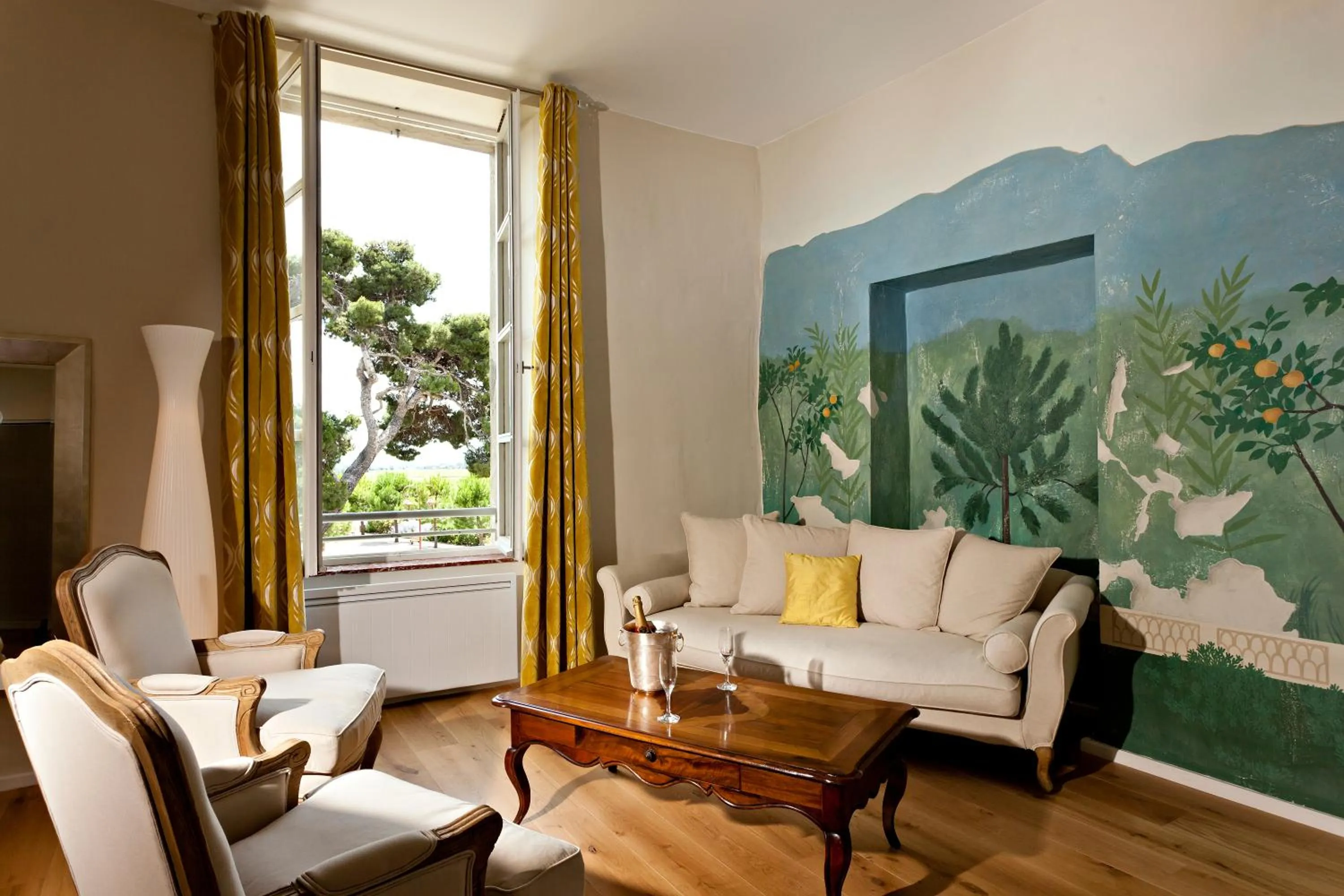 Living room in Château De Siran - Hôtel & Spa