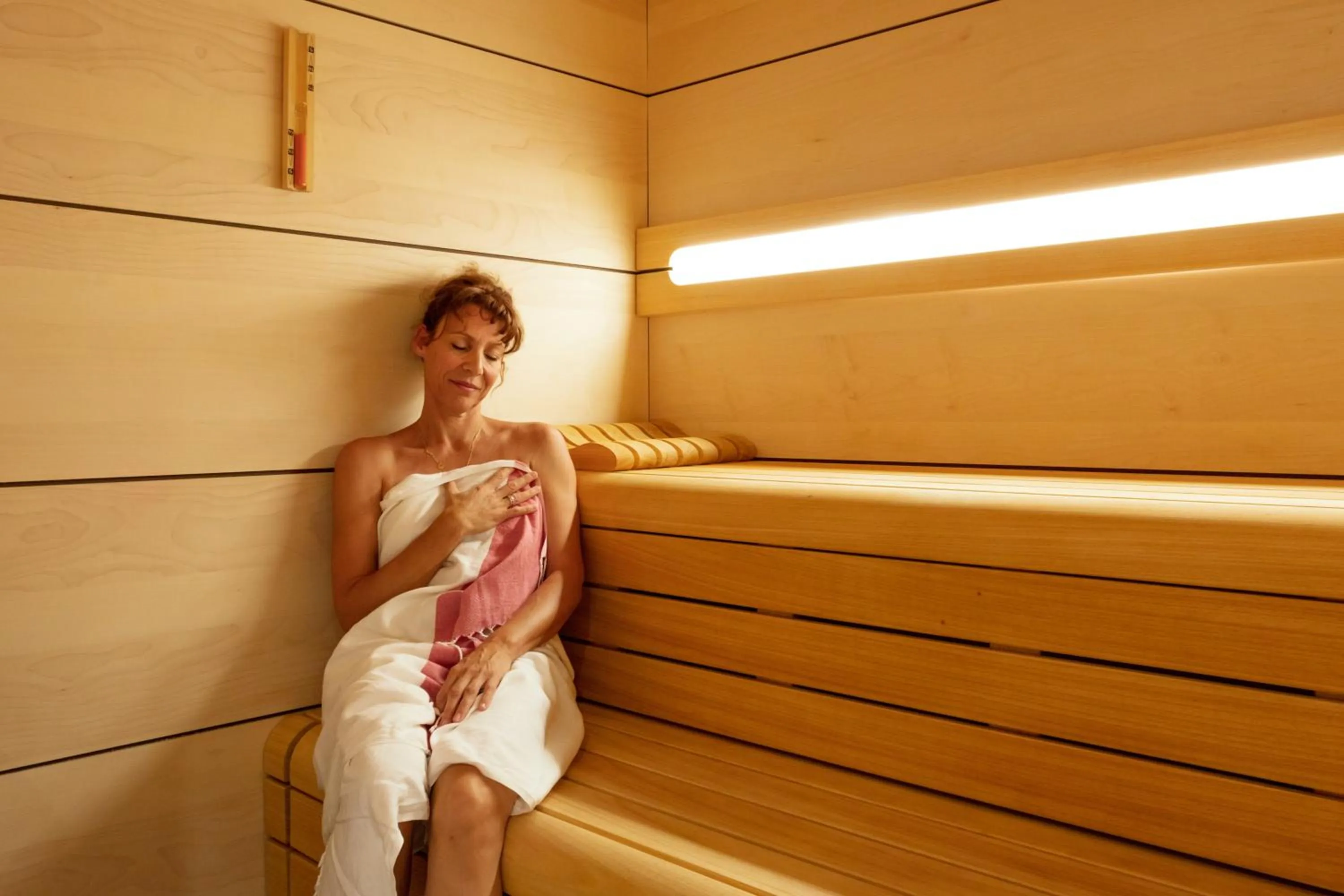 Sauna in Château De Siran - Hôtel & Spa