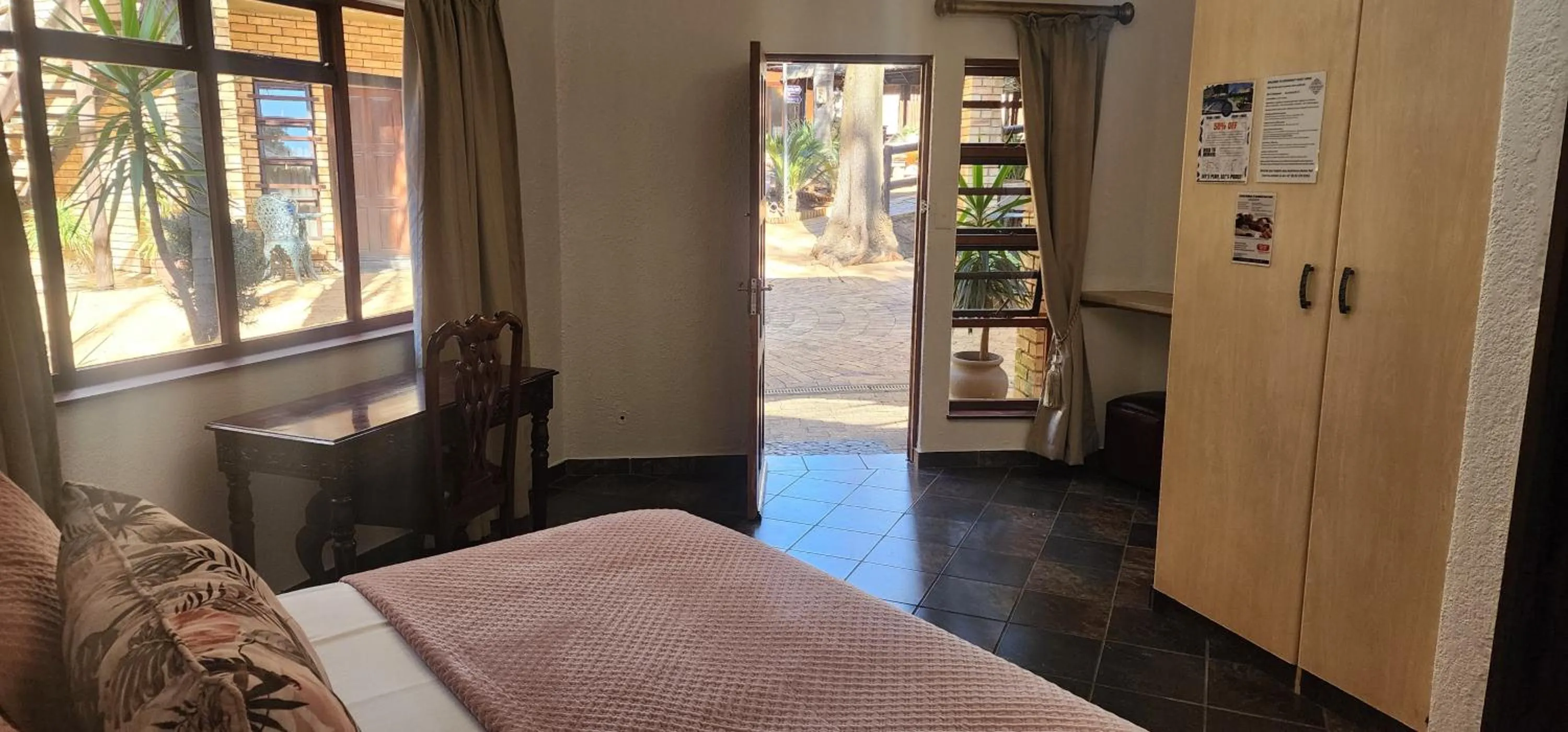 Bed in Goodnight Guest Lodge