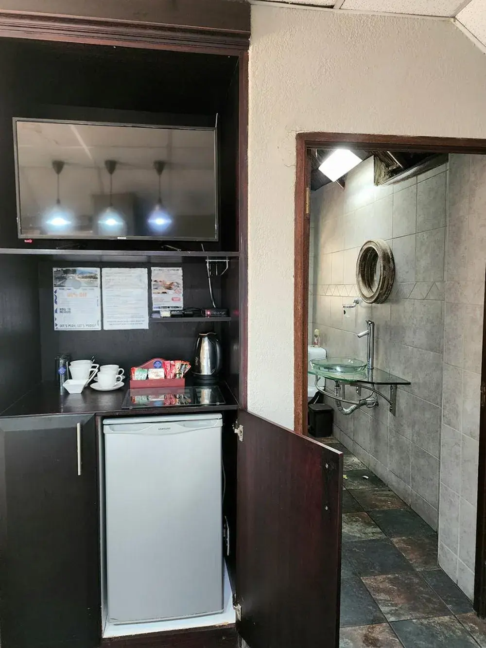 Deluxe Twin Room in Goodnight Guest Lodge Deluxe Twin Room in Goodnight Guest Lodge