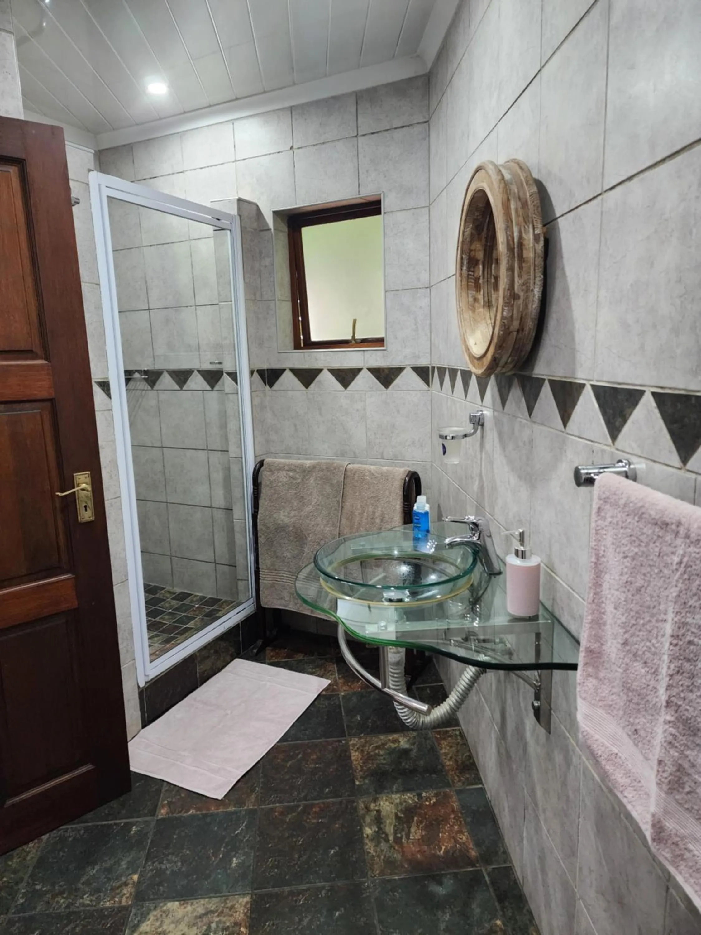 Goodnight Guest Lodge