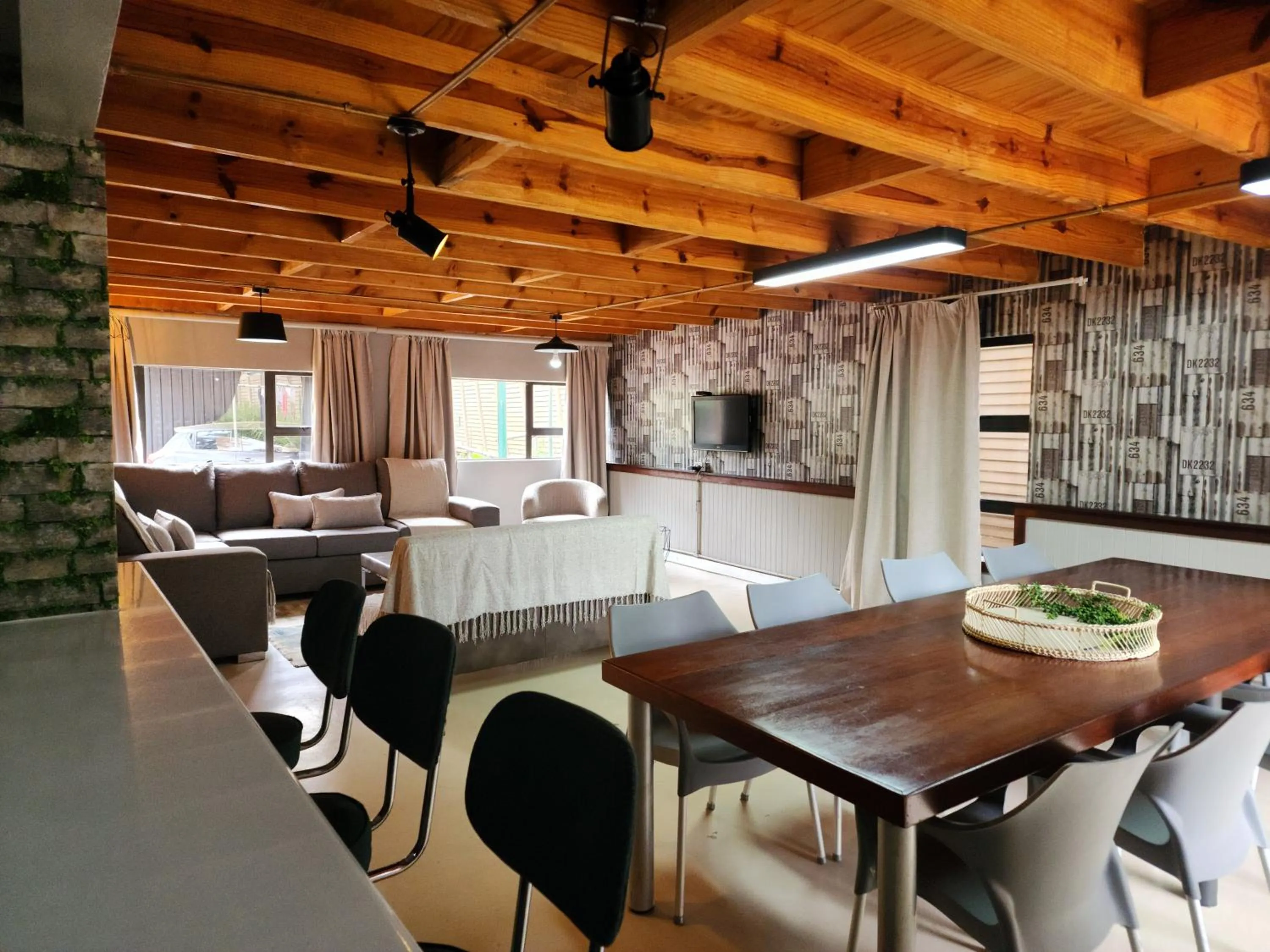 Goodnight Guest Lodge