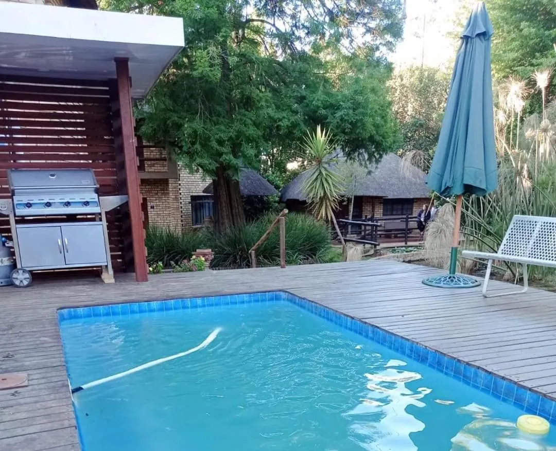 Swimming pool in Goodnight Guest Lodge