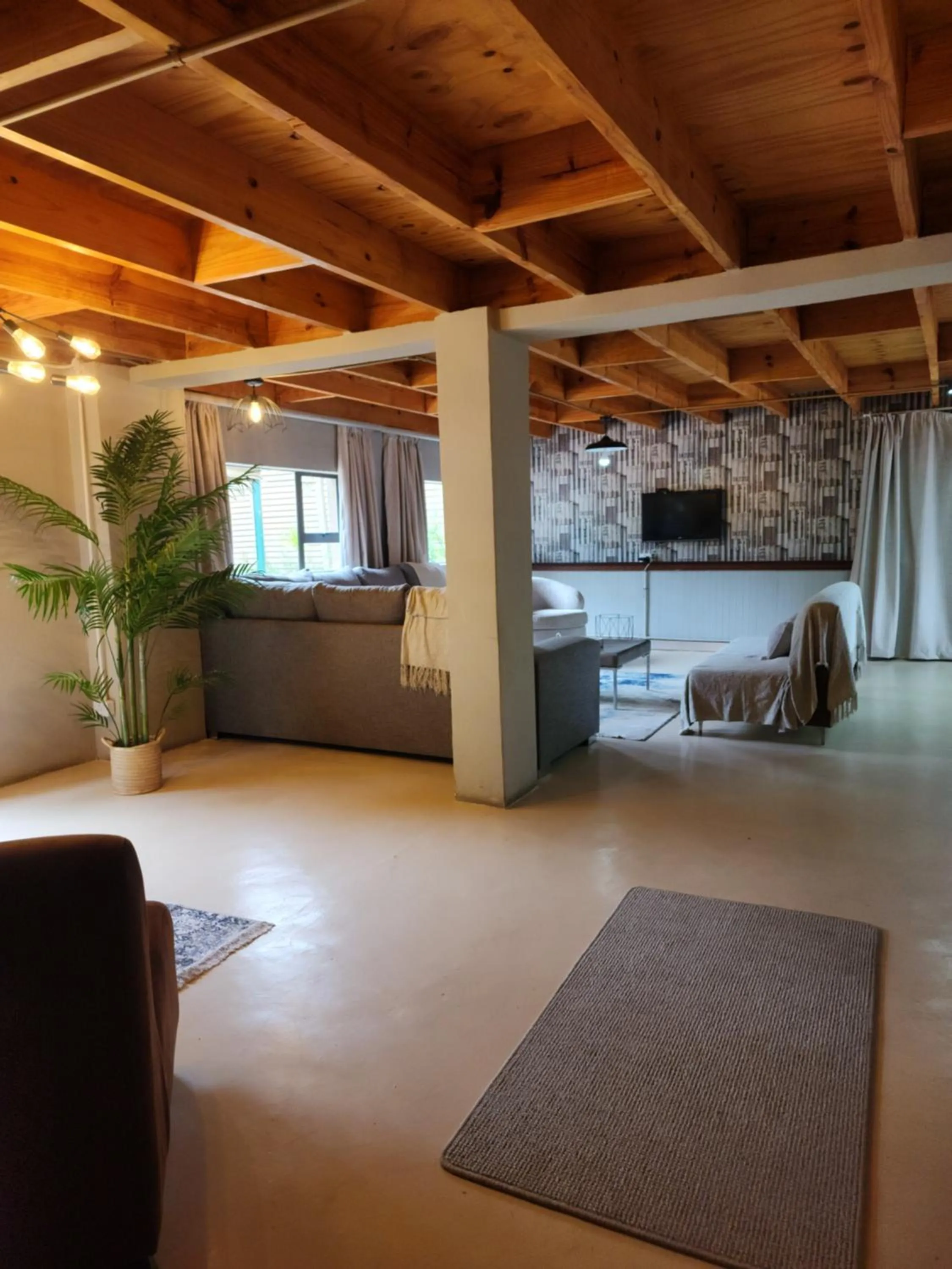 Goodnight Guest Lodge