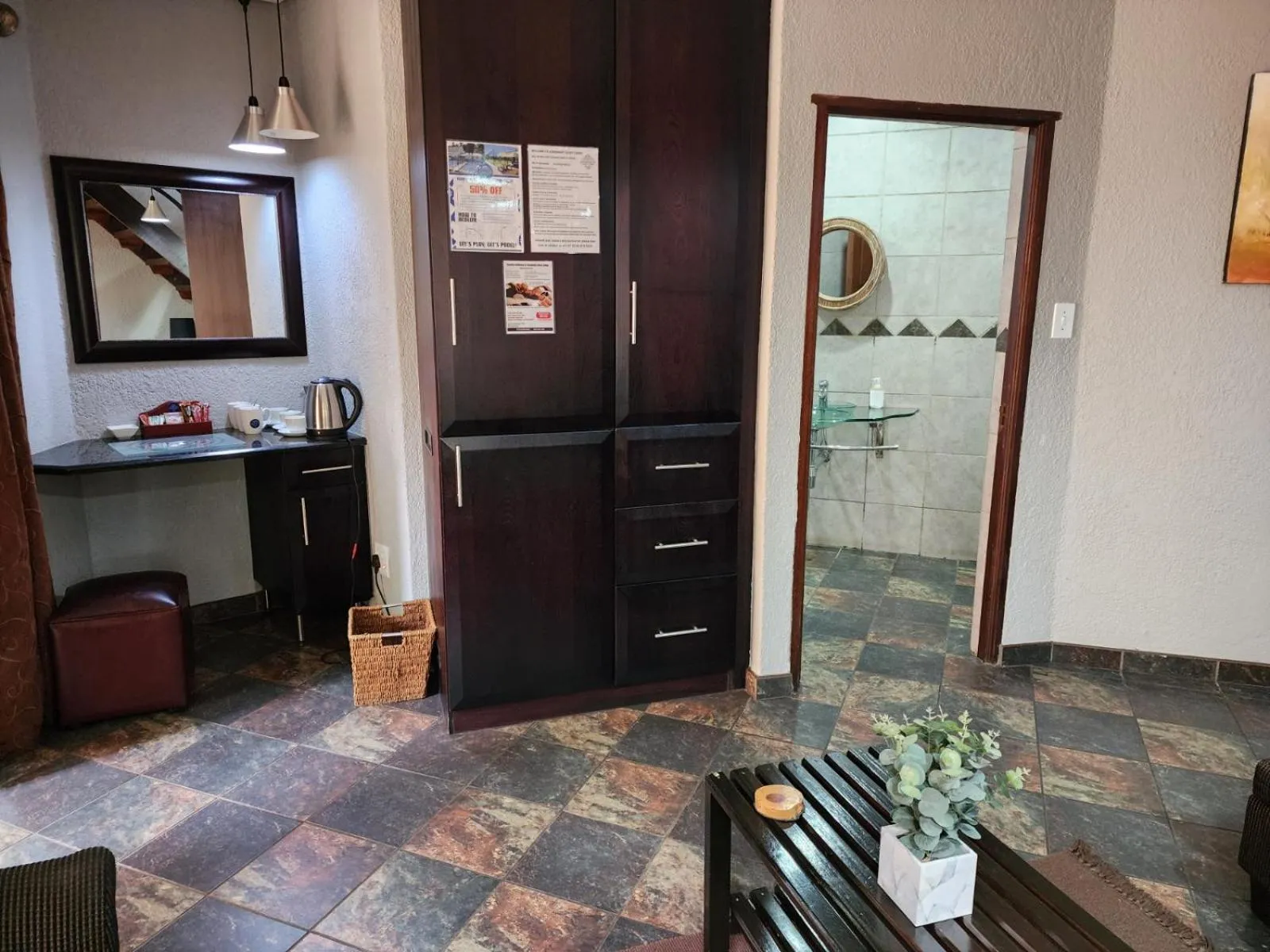 Goodnight Guest Lodge